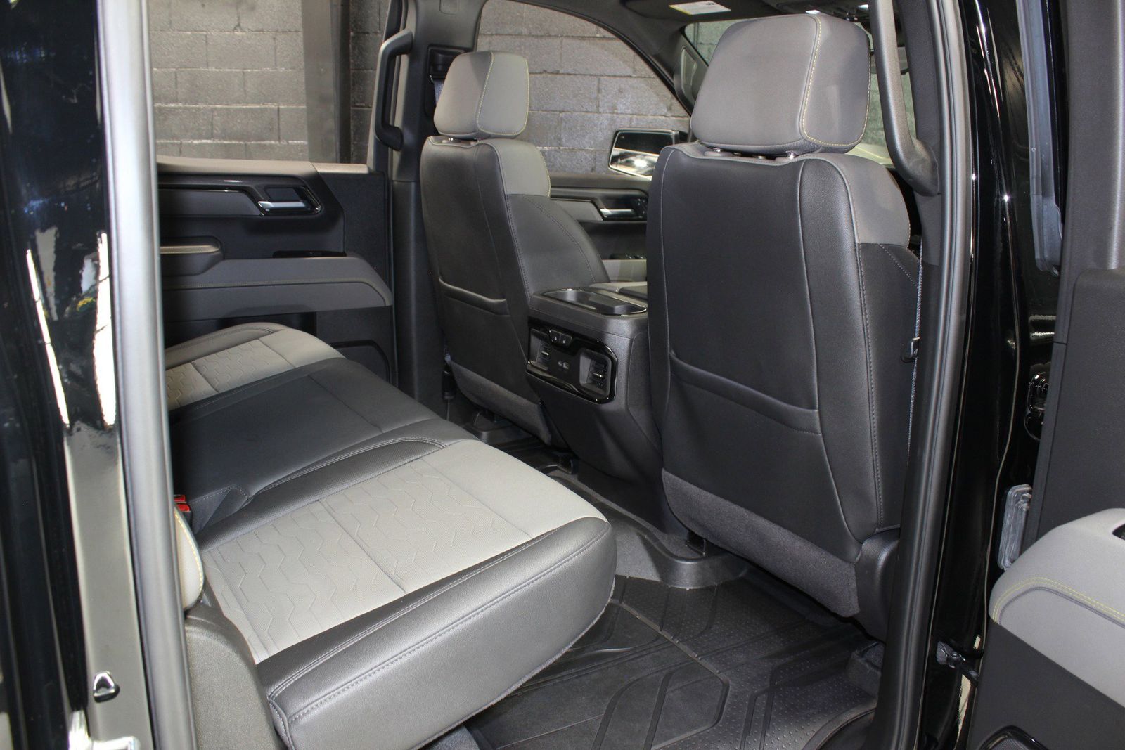 2025 Chevrolet Silverado 1500 ZR2 AWD