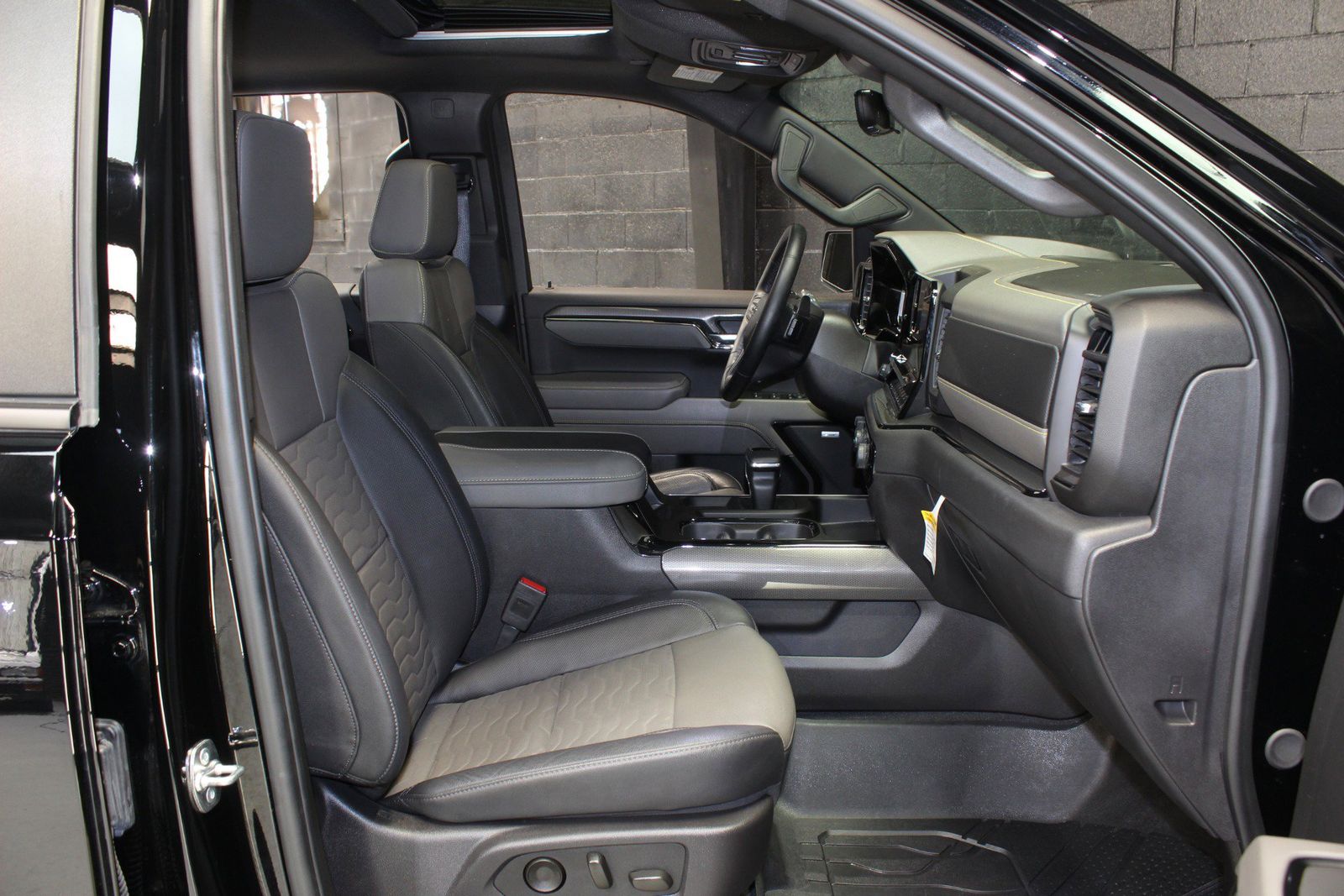 2025 Chevrolet Silverado 1500 ZR2 AWD