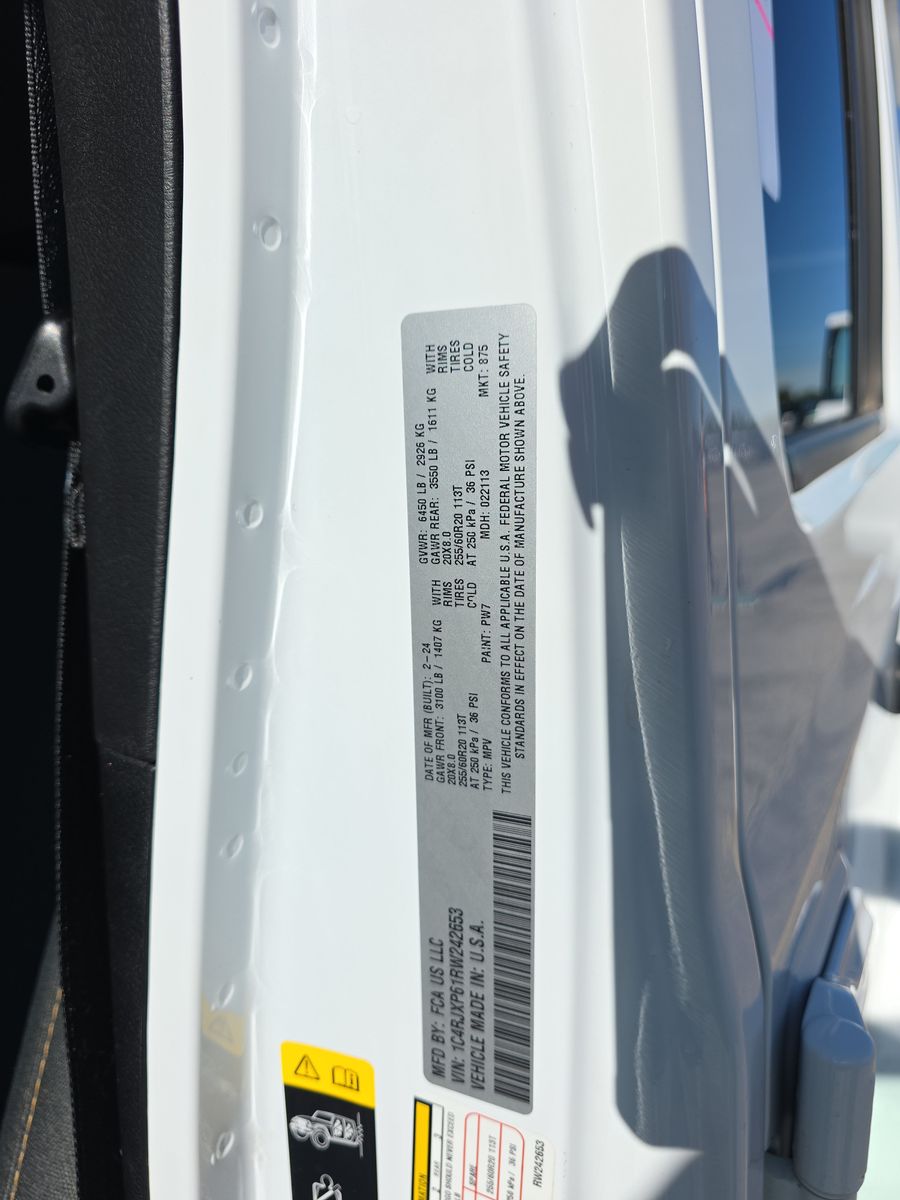 2024 Jeep Wrangler 4xe Sahara AWD