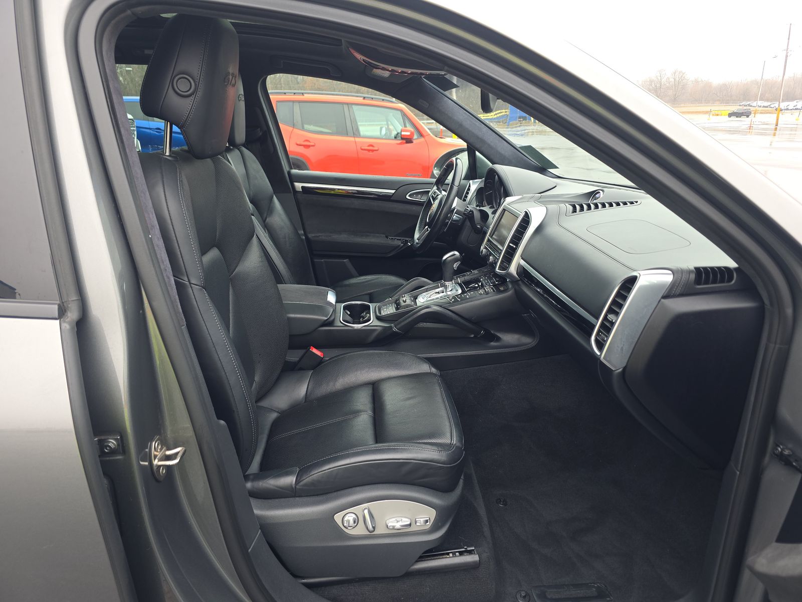 2016 Porsche Cayenne GTS AWD