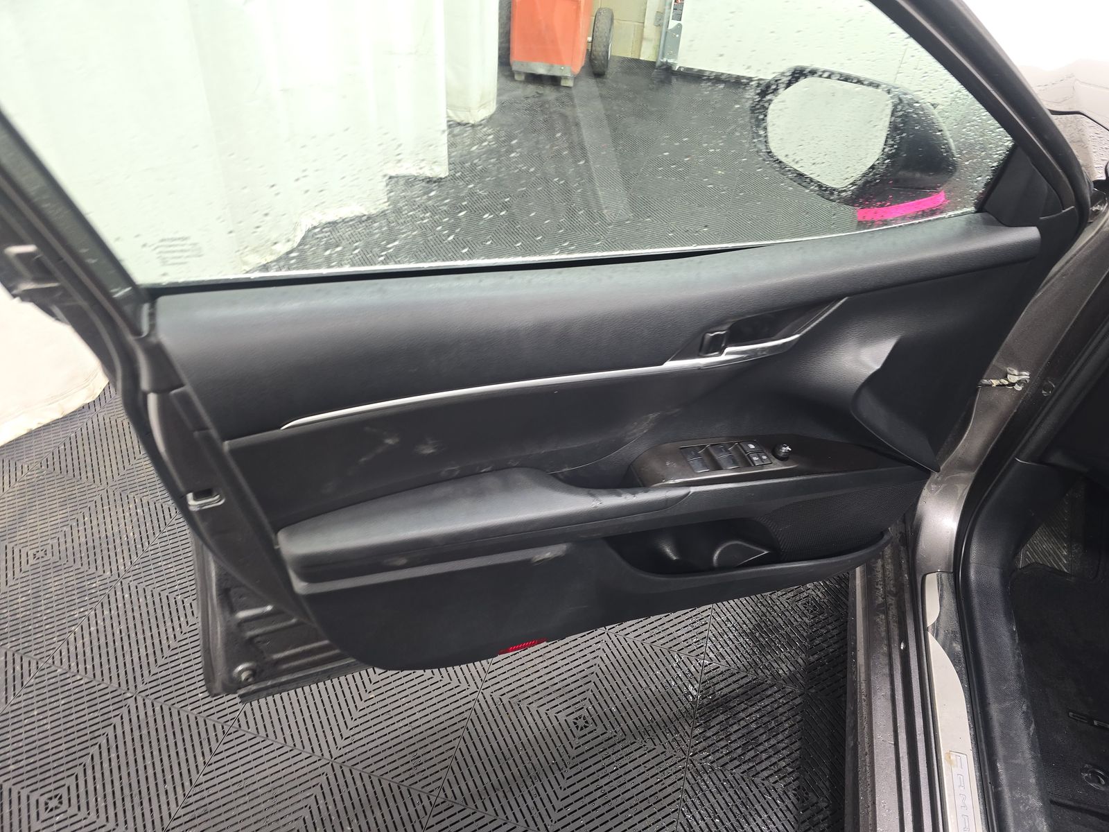 2023 Toyota Camry SE FWD