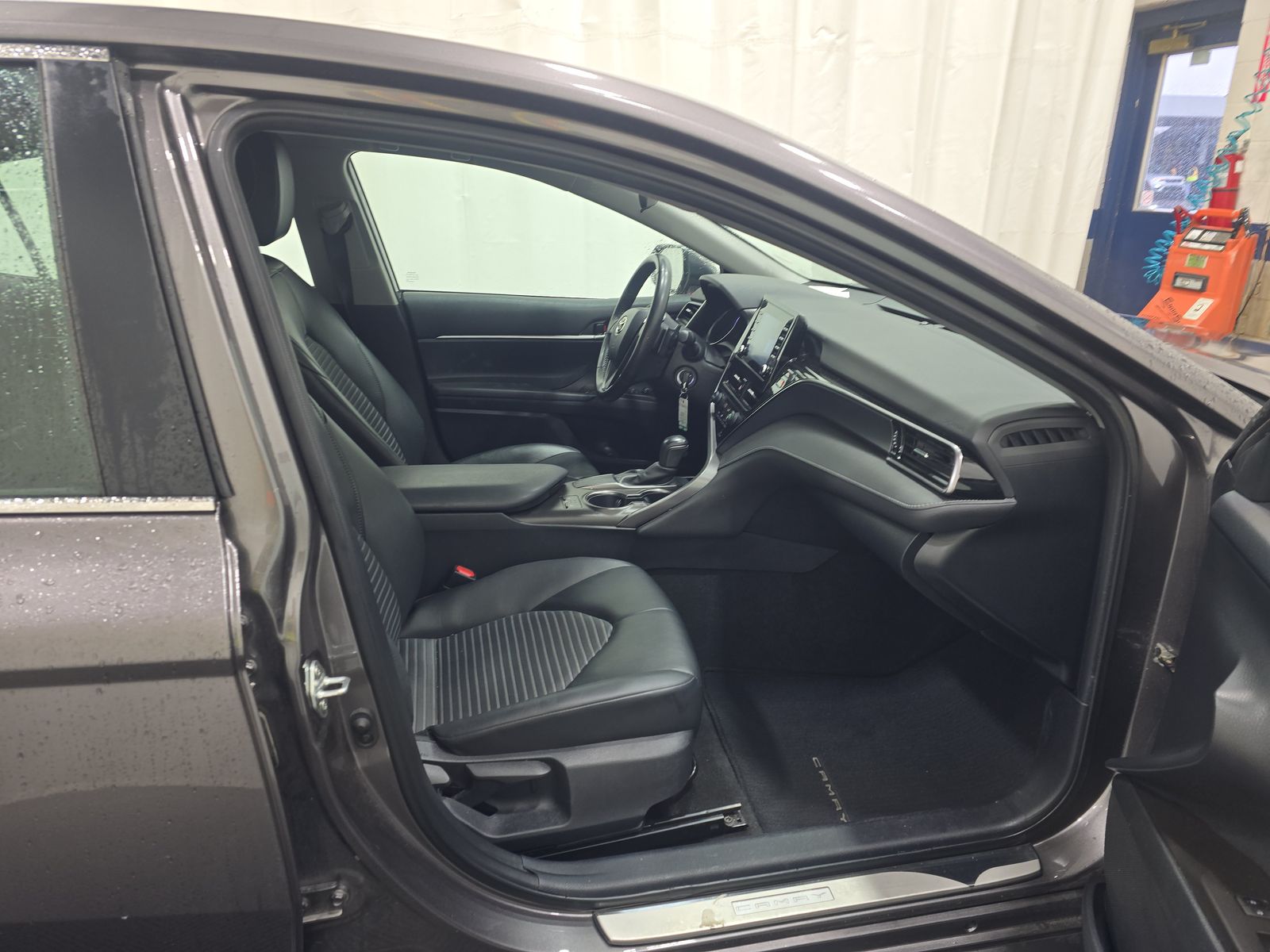 2023 Toyota Camry SE FWD