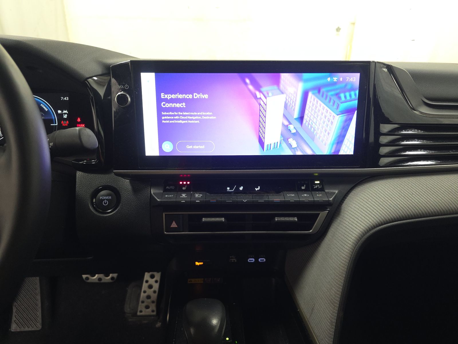 2025 Toyota Camry SE AWD