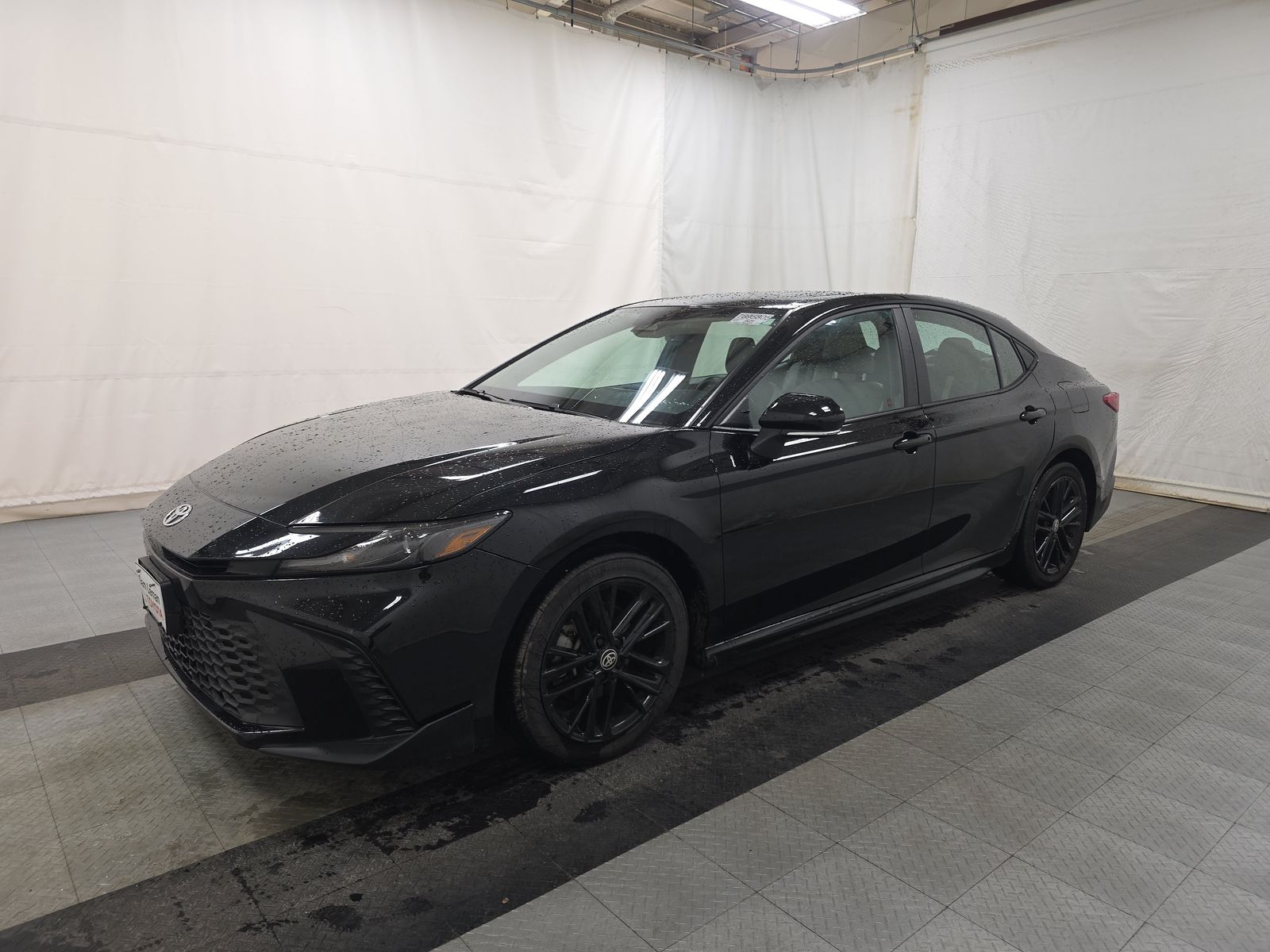 2025 Toyota Camry SE AWD