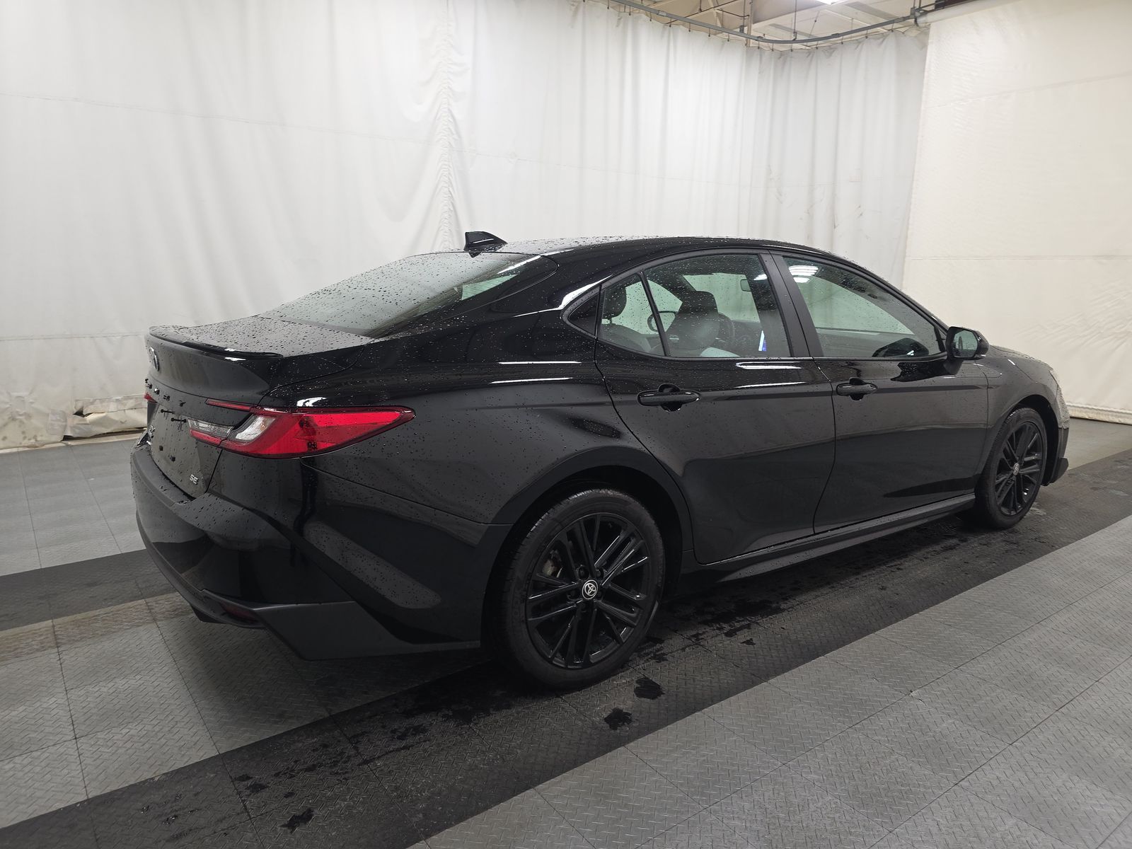 2025 Toyota Camry SE AWD