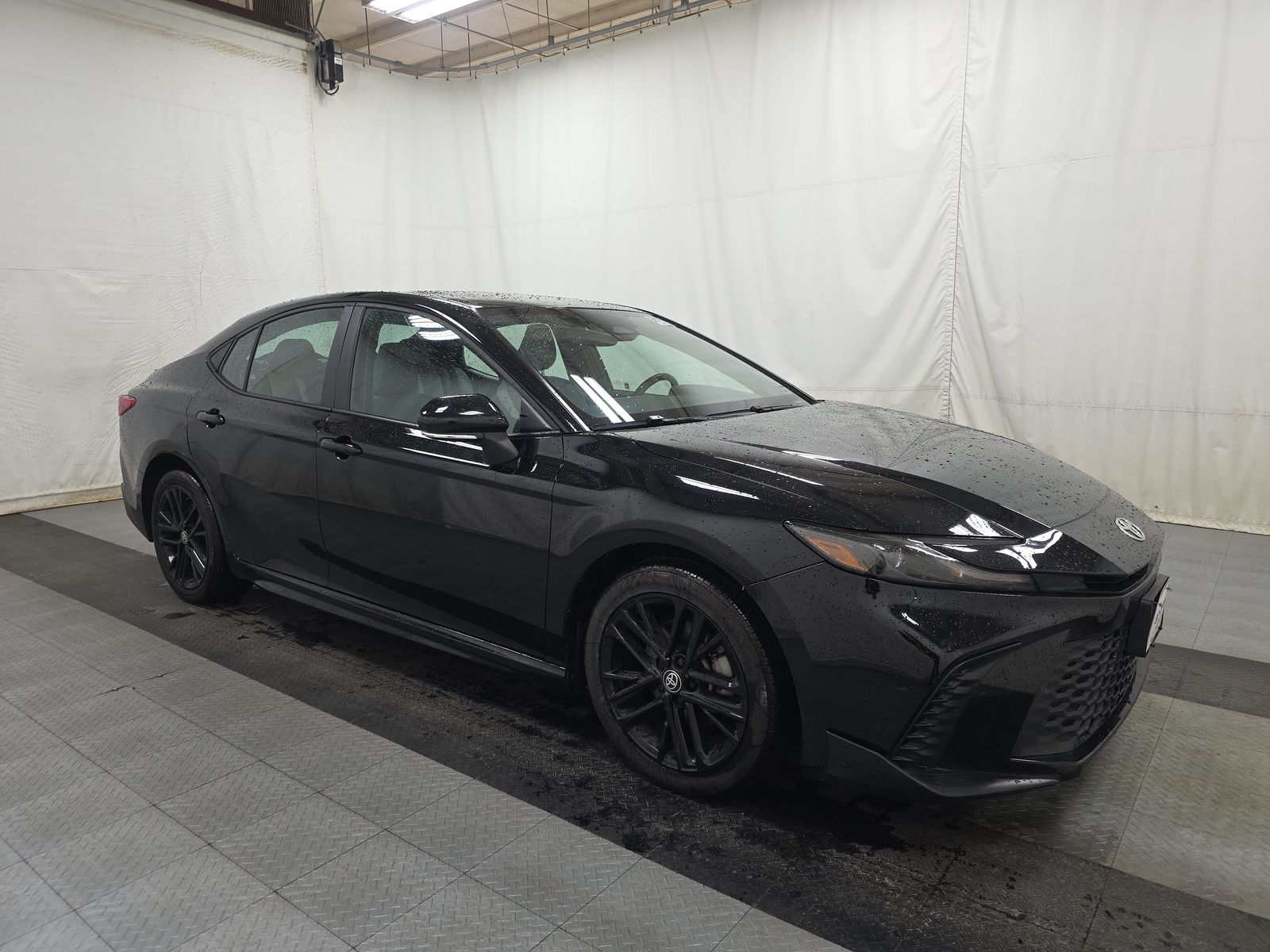 2025 Toyota Camry SE AWD