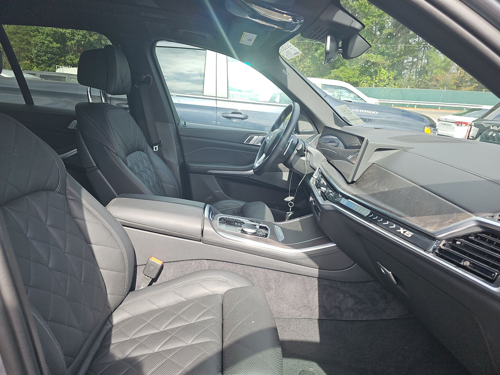 2025 BMW X5 xDrive40i AWD