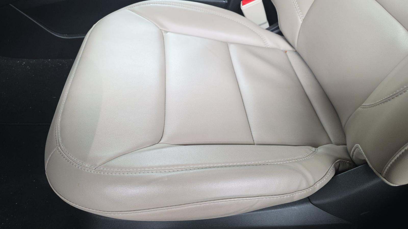 2023 Ford Explorer XLT AWD