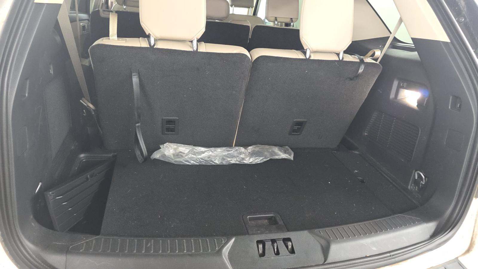 2023 Ford Explorer XLT AWD