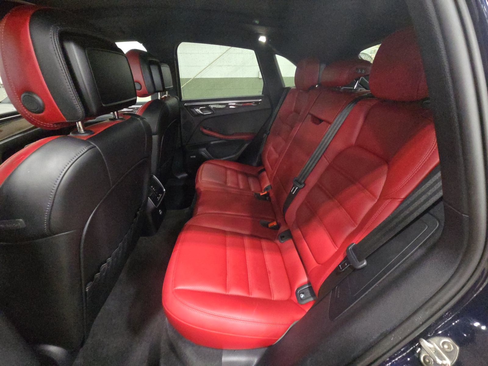 2022 Porsche Macan S AWD