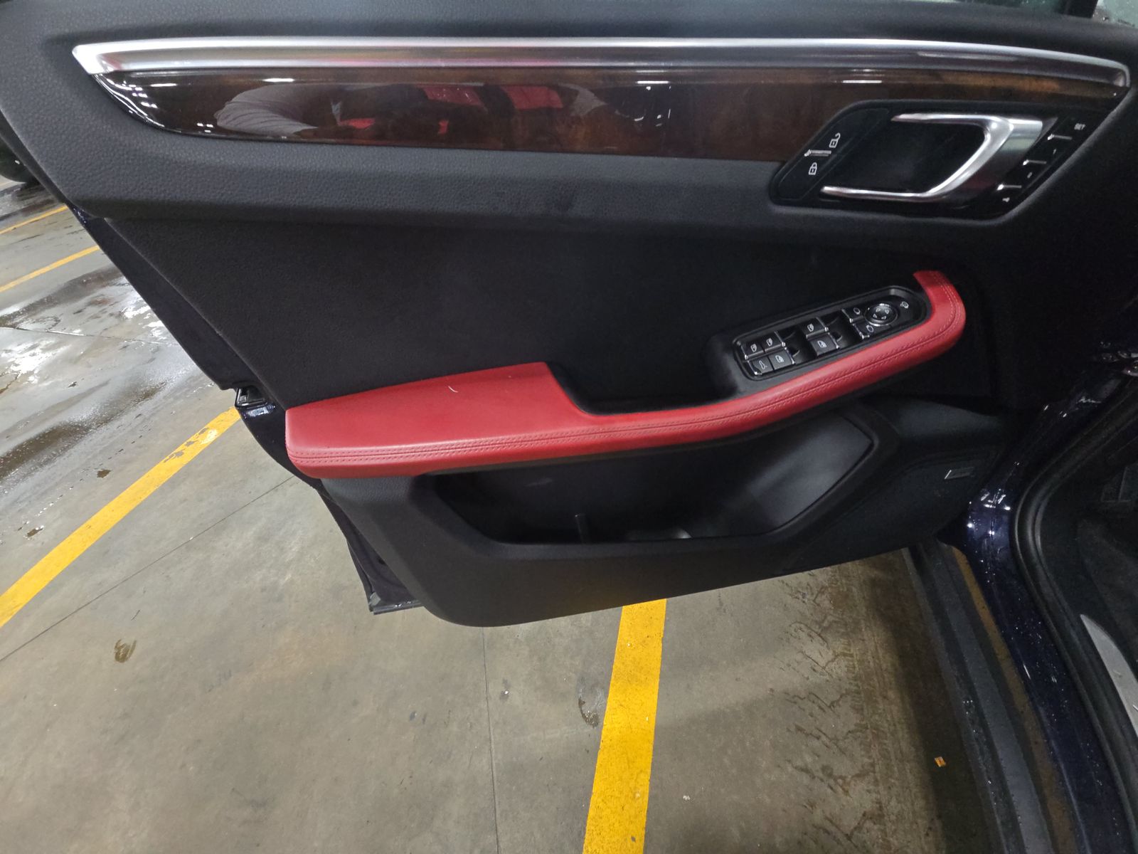 2022 Porsche Macan S AWD