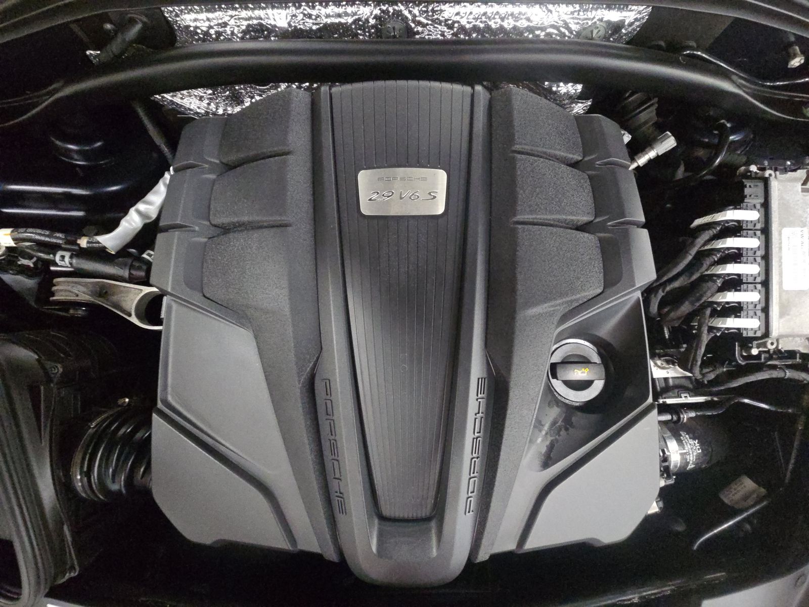 2022 Porsche Macan S AWD