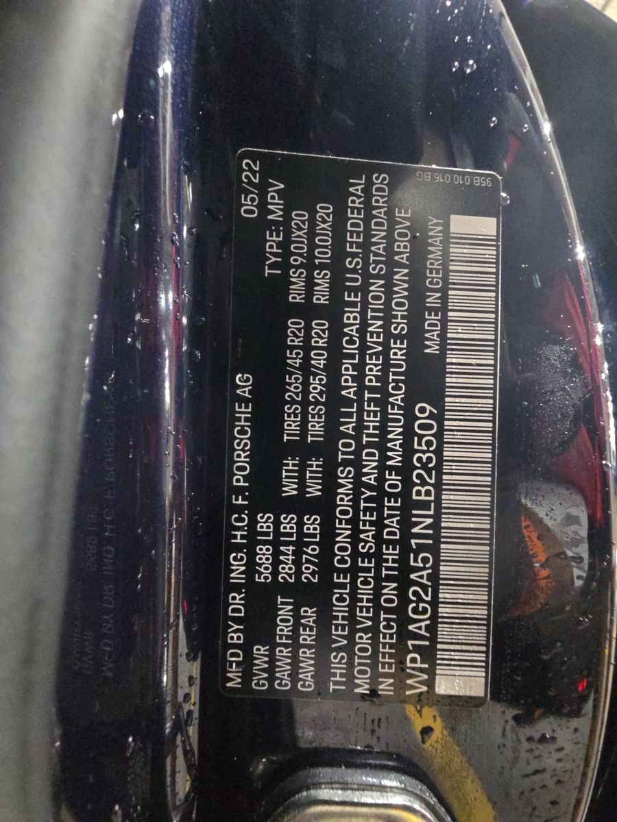 2022 Porsche Macan S AWD