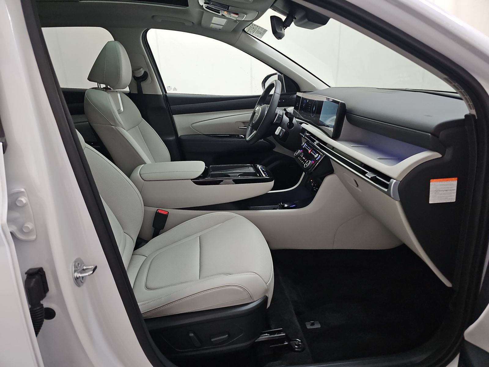 HYUNDAI TUCSON - 9