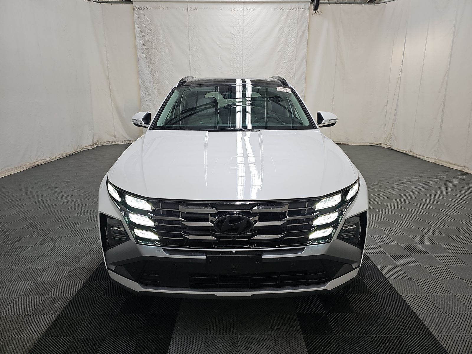 HYUNDAI TUCSON - 3