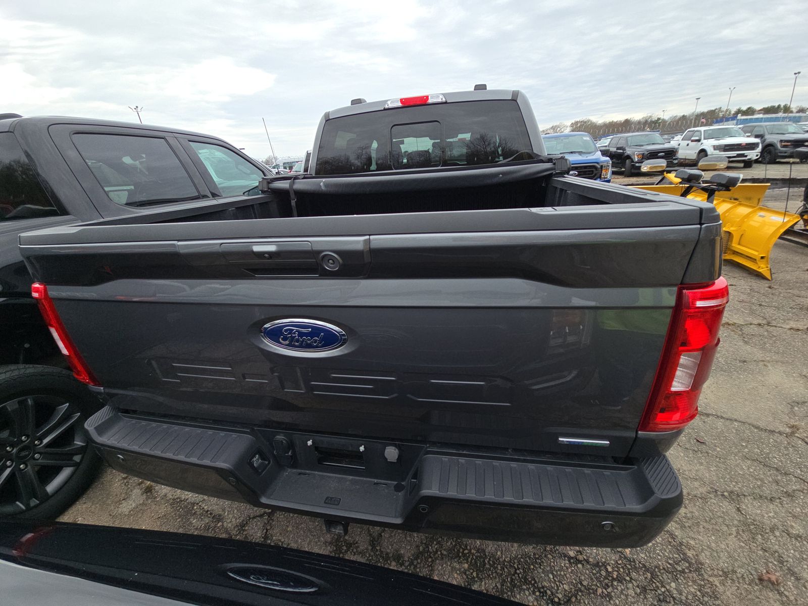 2023 Ford F-150 XLT AWD