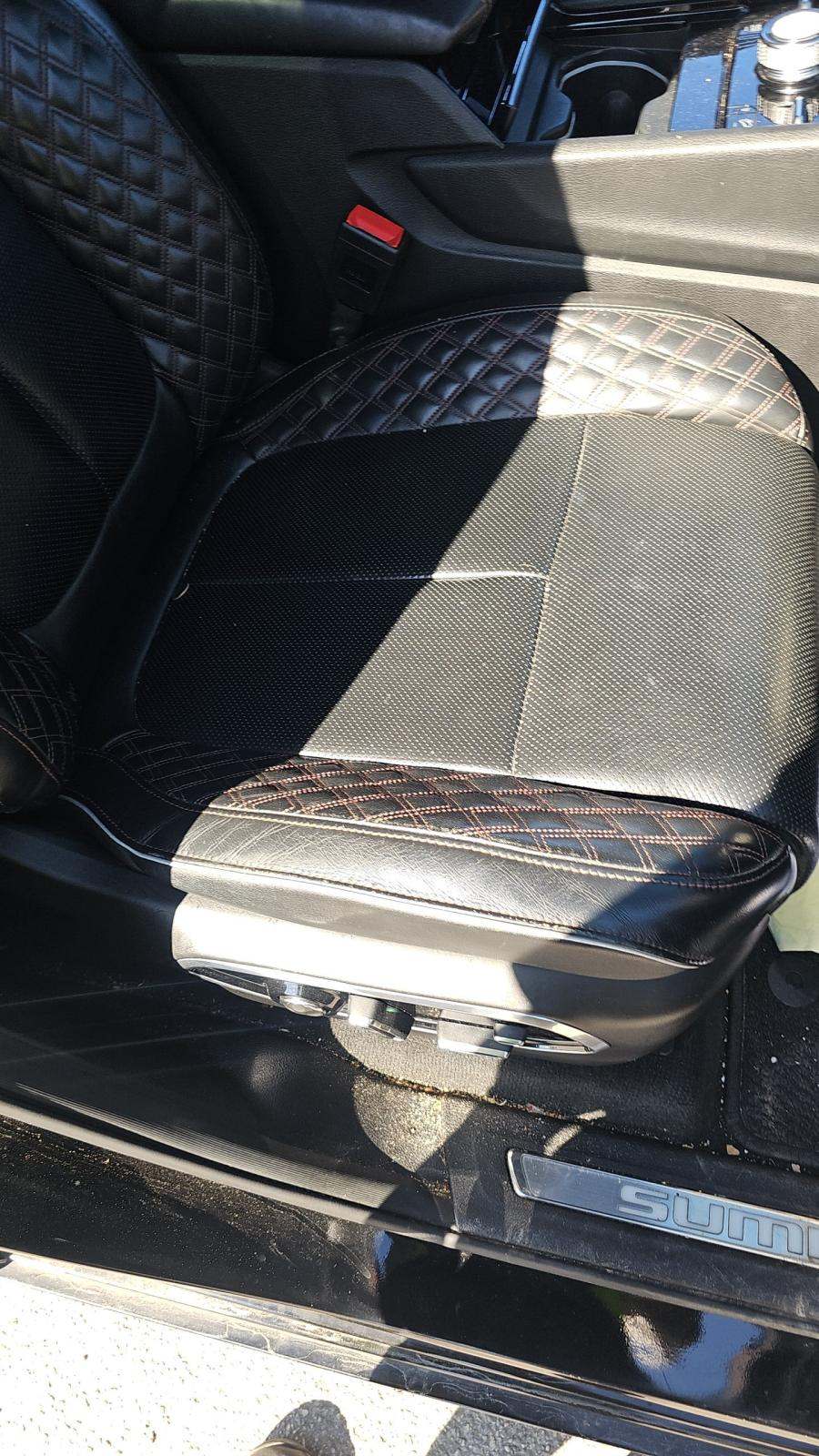 2023 Jeep Grand Cherokee Summit AWD