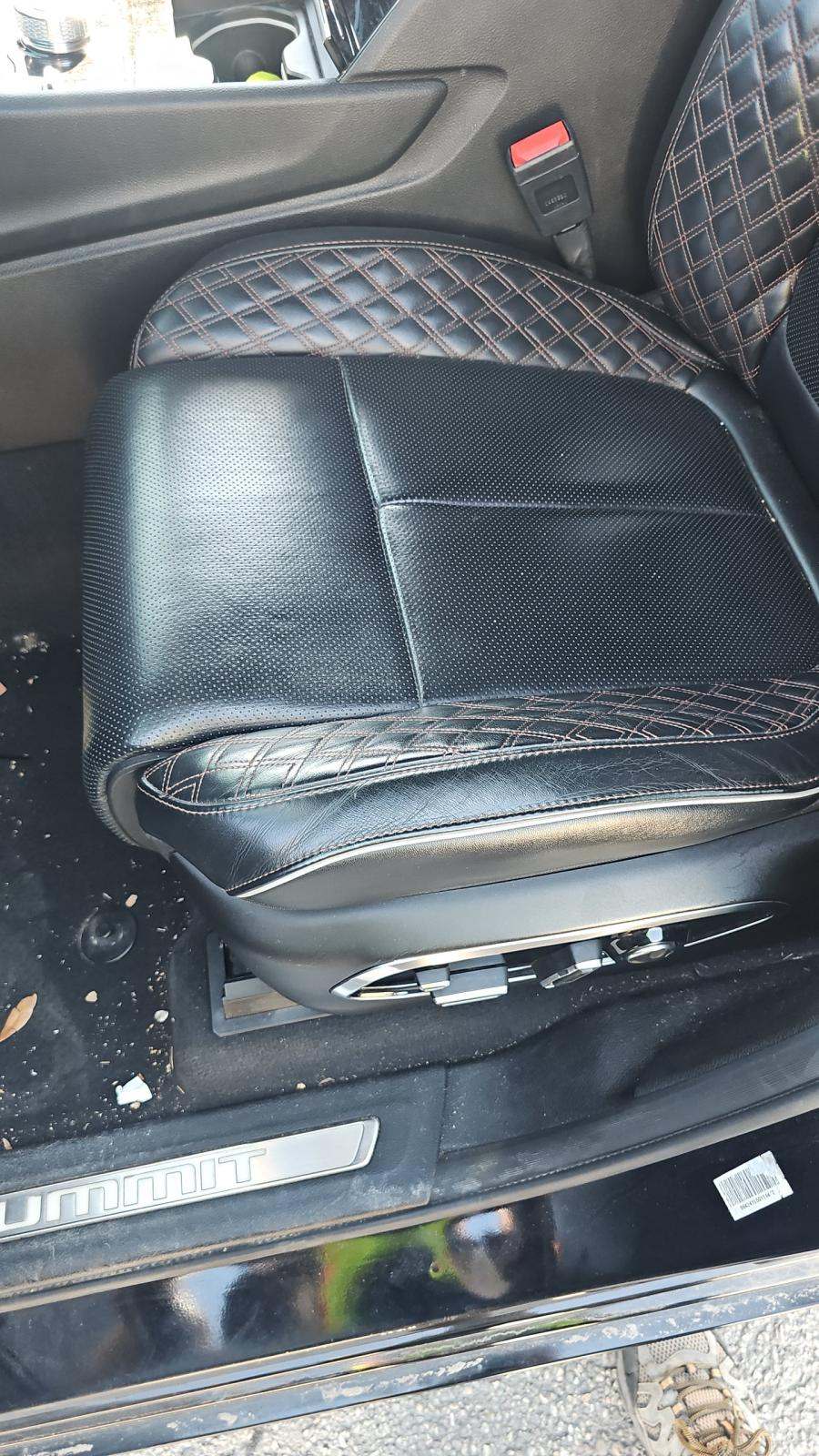 2023 Jeep Grand Cherokee Summit AWD