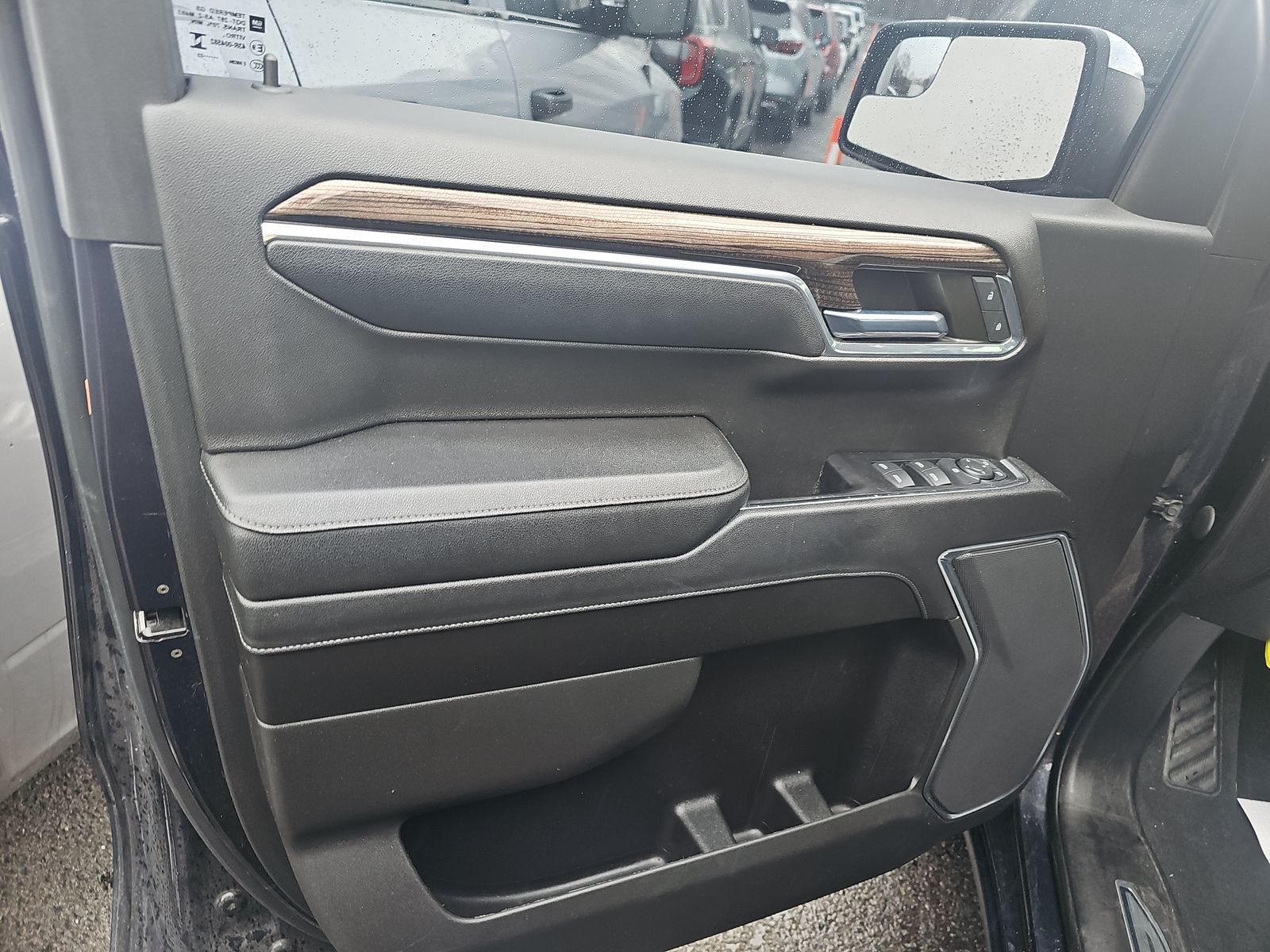 2023 Chevrolet Silverado 1500 LT AWD