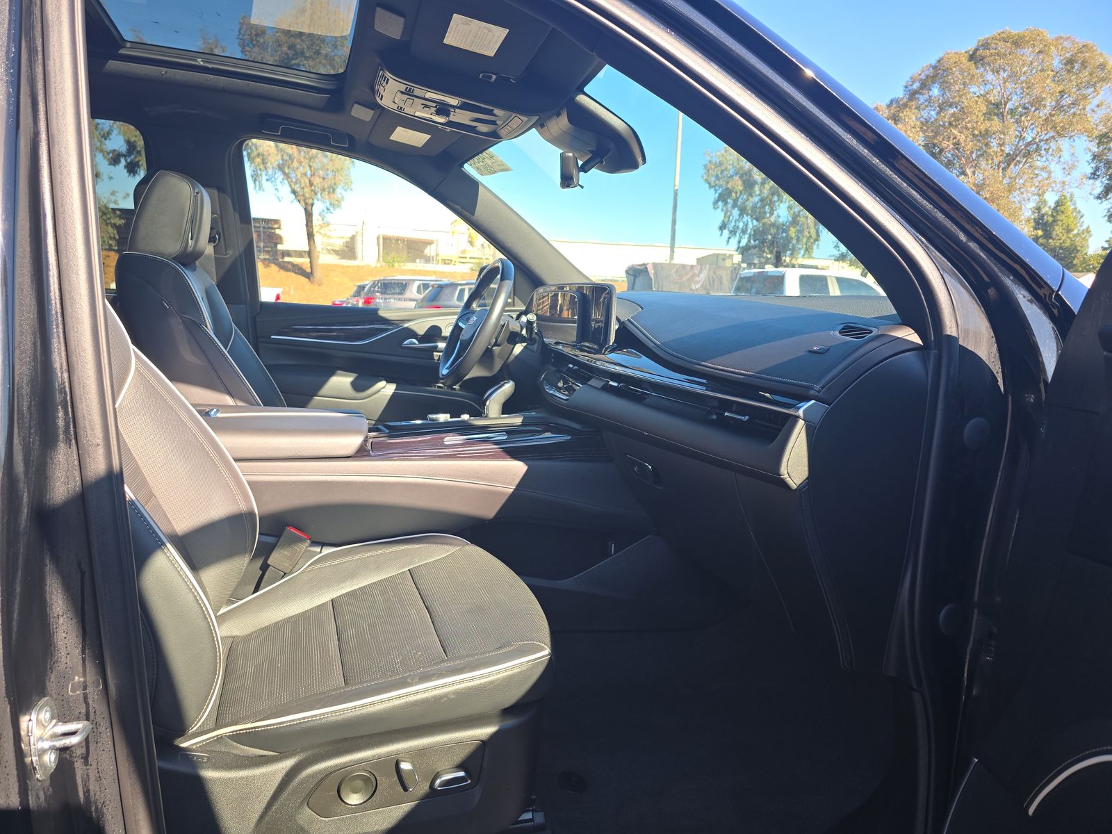 2023 Cadillac Escalade ESV Sport AWD