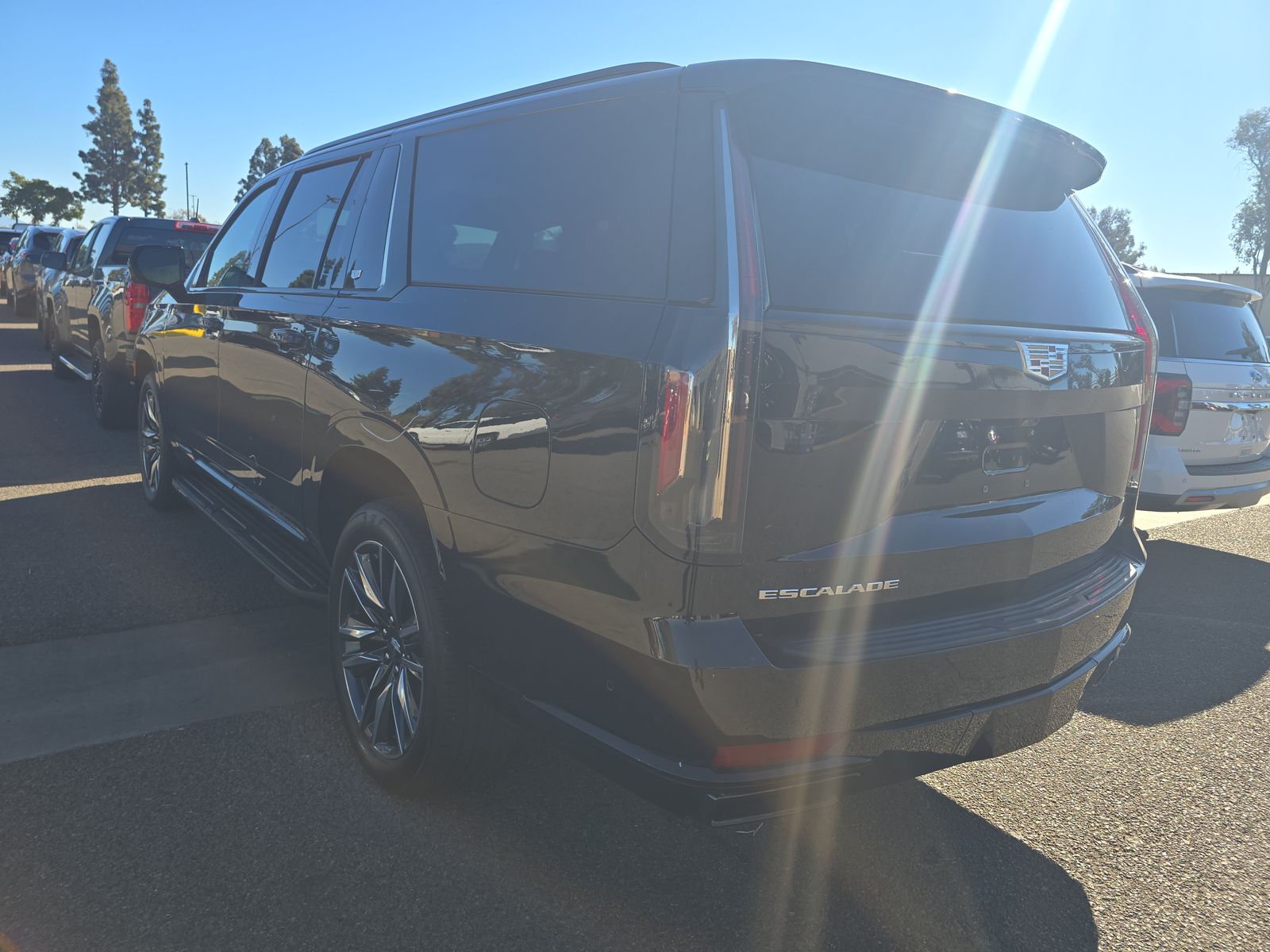 2023 Cadillac Escalade ESV Sport AWD