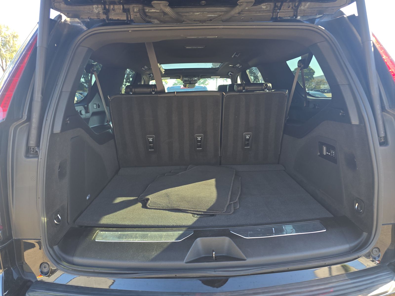 2023 Cadillac Escalade ESV Sport AWD