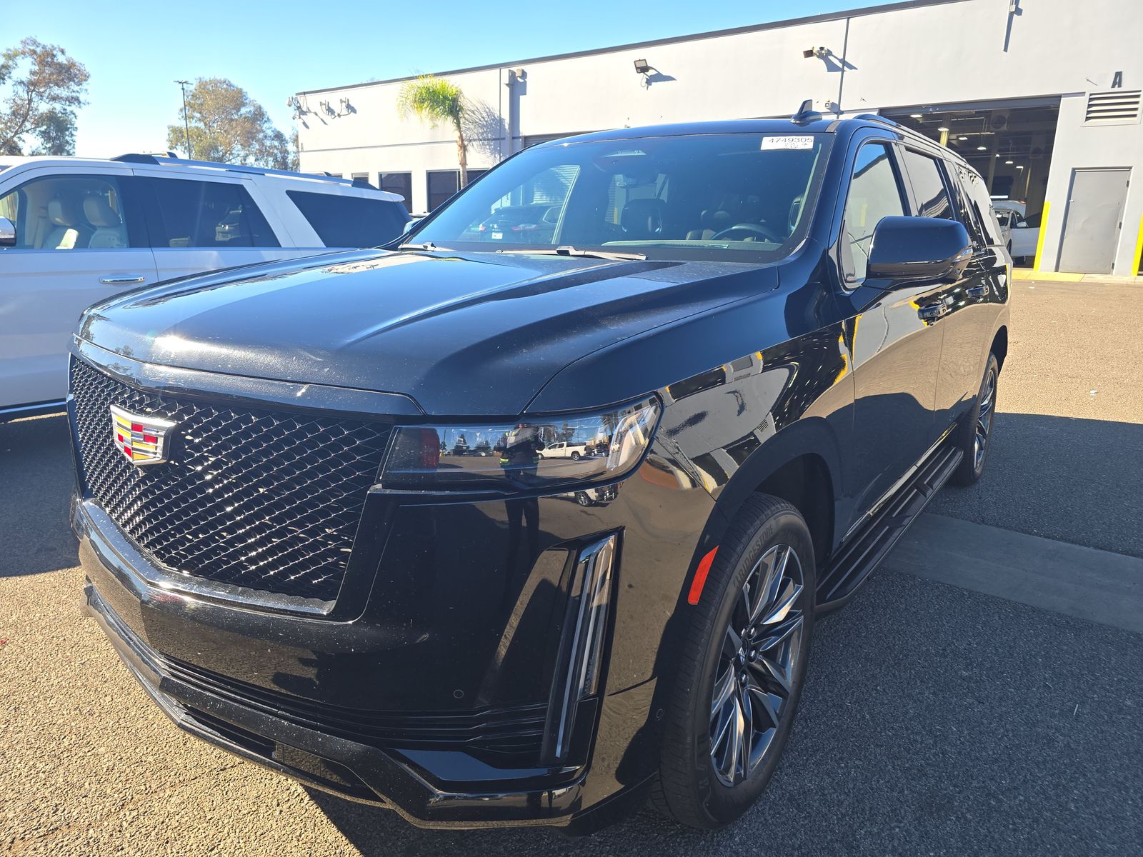2023 Cadillac Escalade ESV Sport AWD