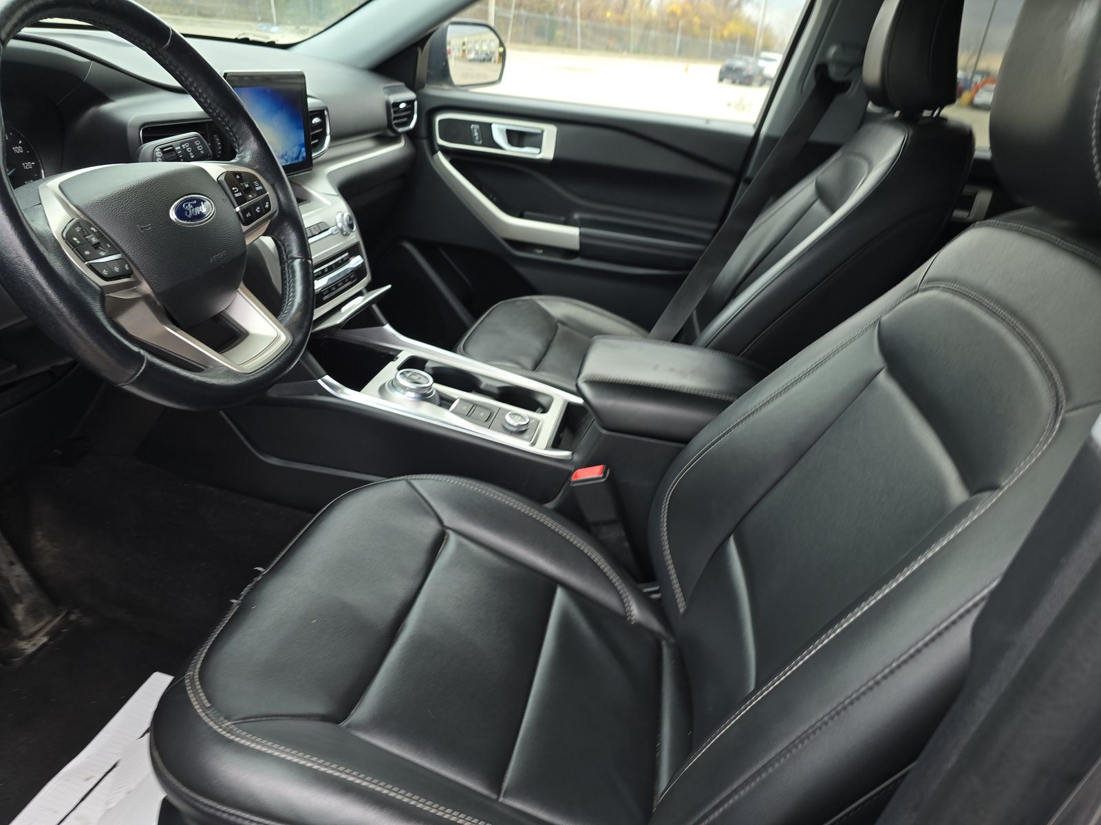 2022 Ford Explorer XLT AWD