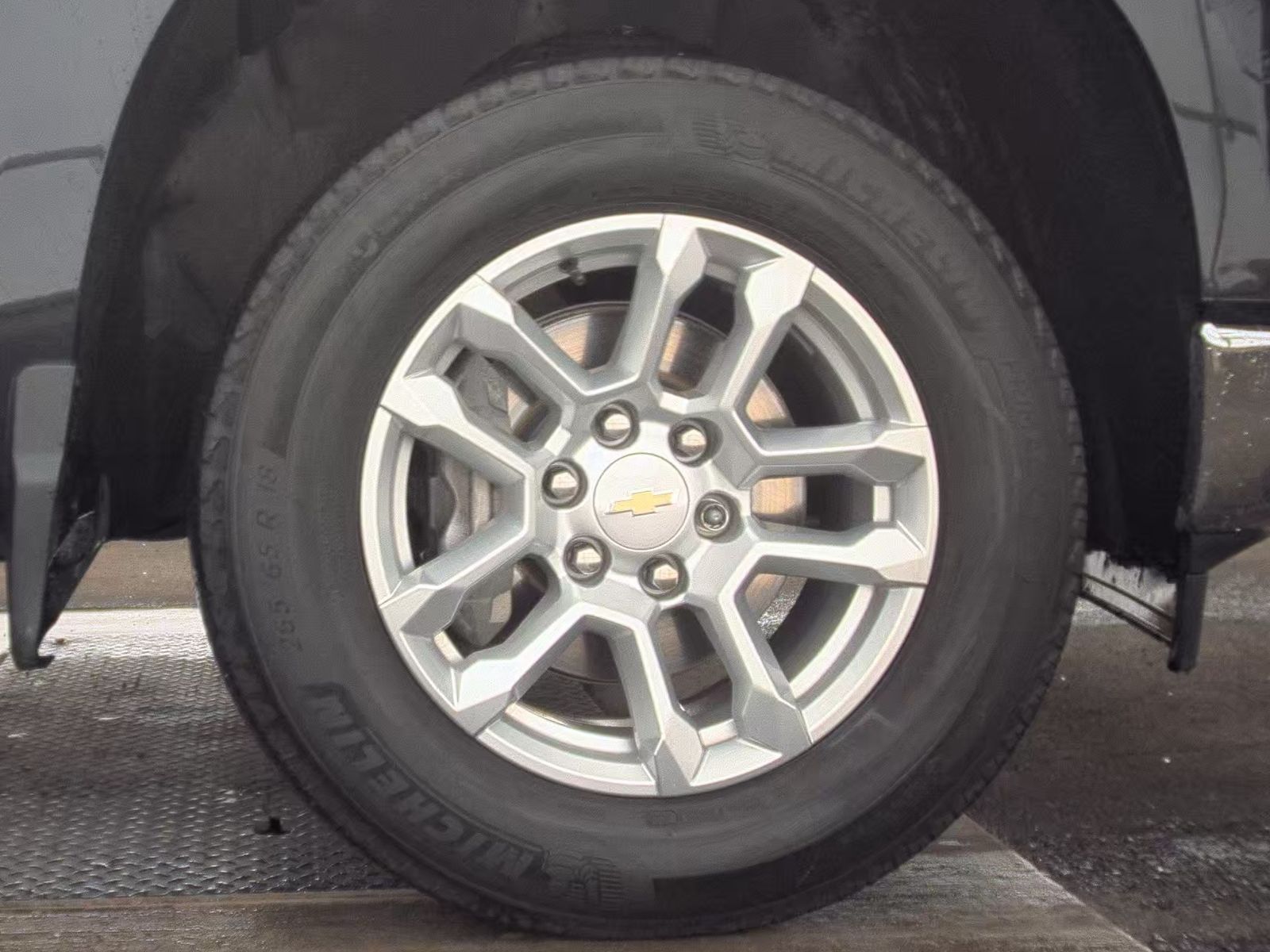 2023 Chevrolet Silverado 1500 LT AWD