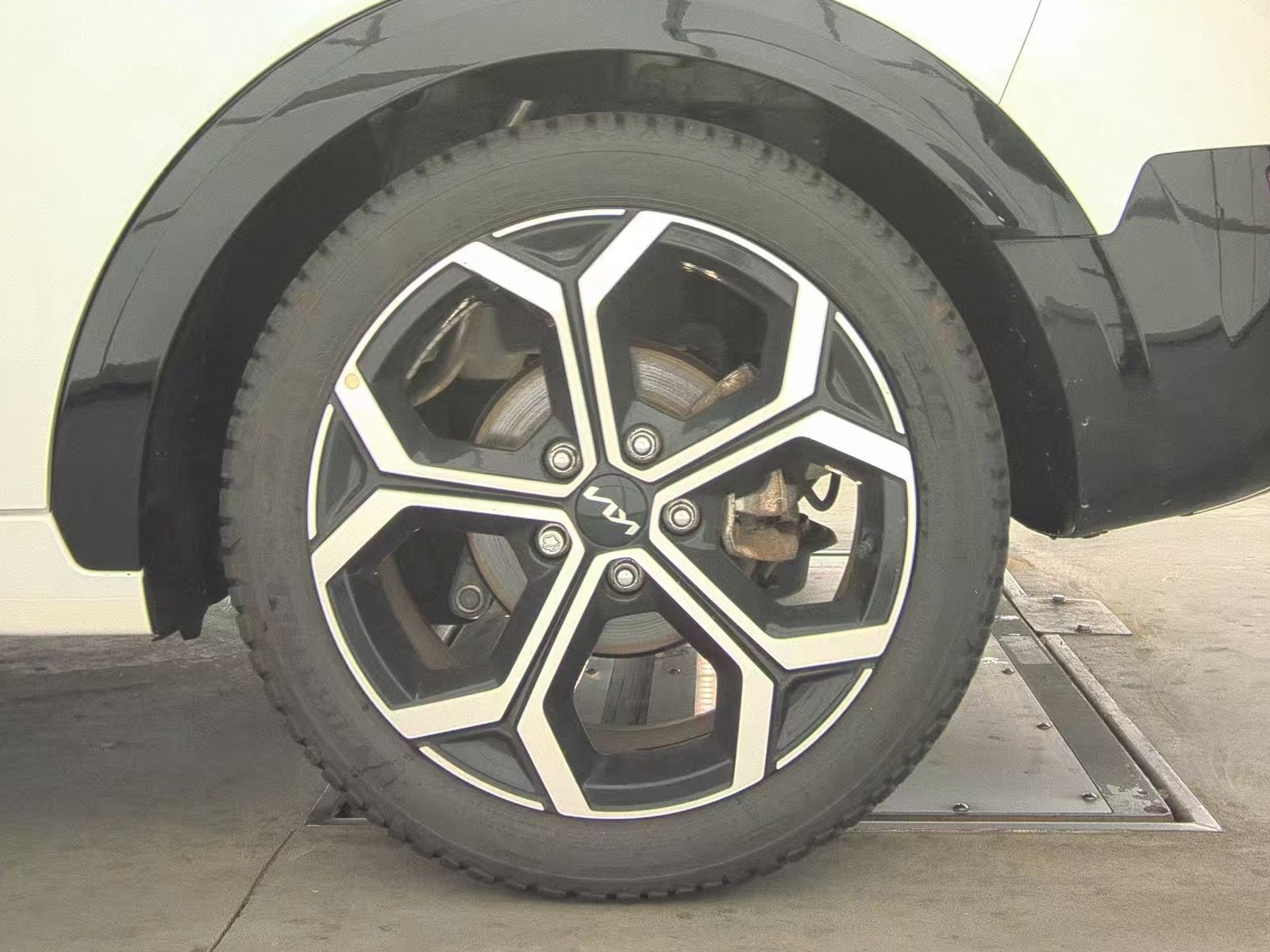 2023 Kia Niro EX Touring FWD