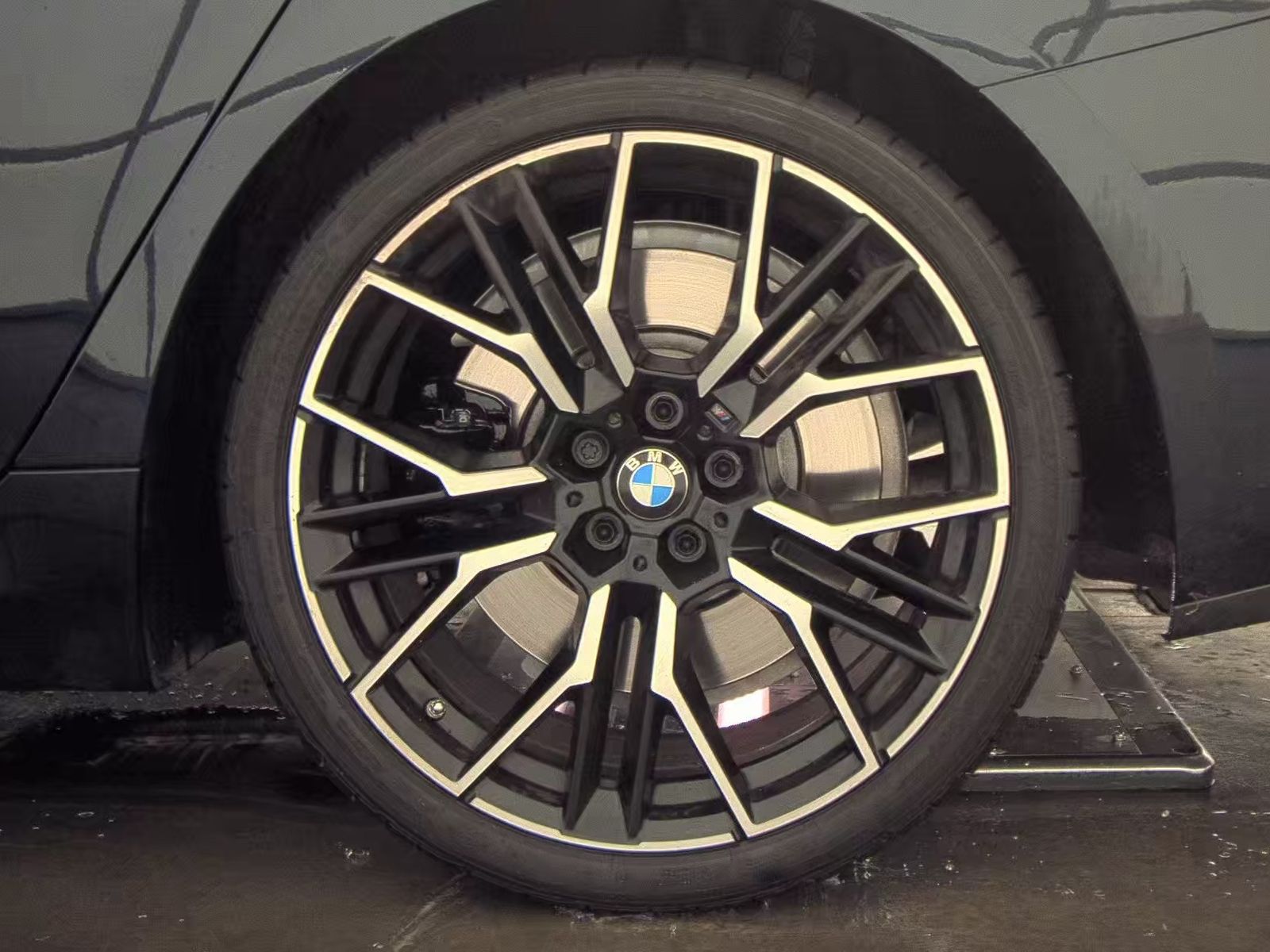 2023 BMW 8 Series 840i RWD