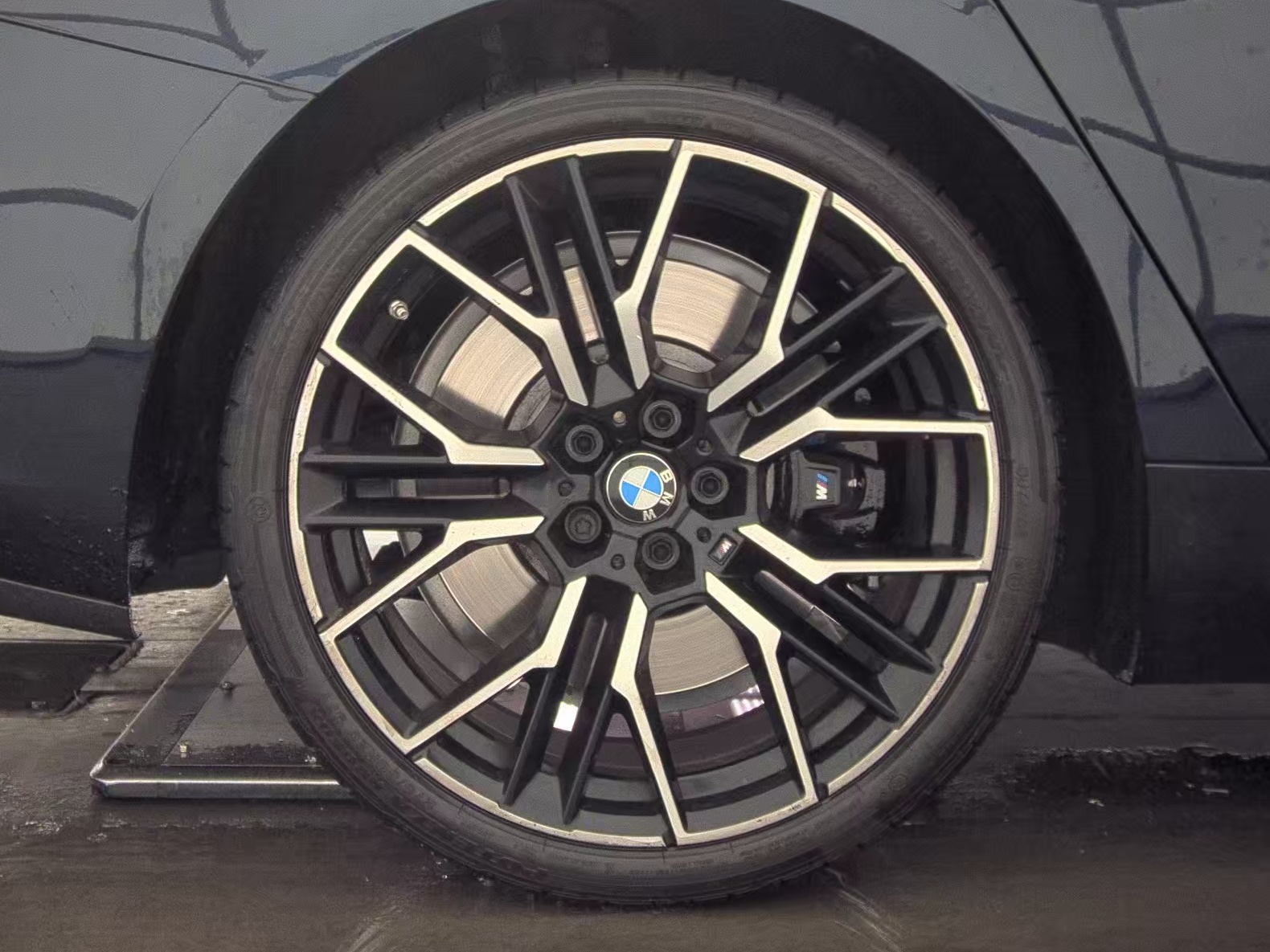 2023 BMW 8 Series 840i RWD