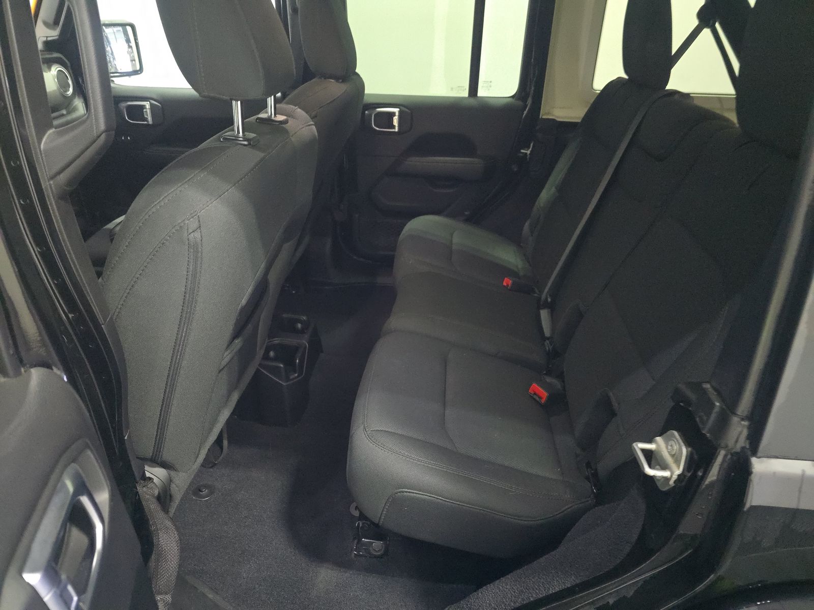 2021 Jeep Wrangler Unlimited Sahara AWD