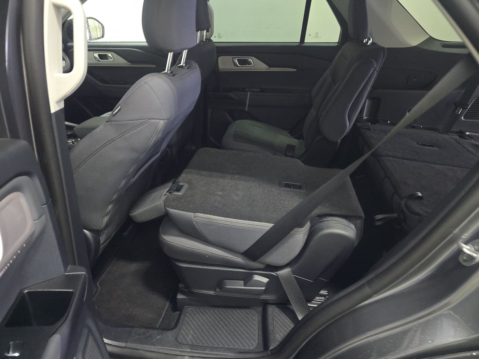 2025 Ford Explorer Active AWD