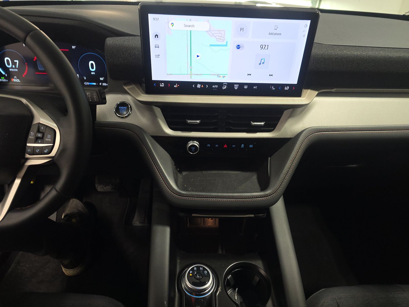 2025 Ford Explorer Active AWD