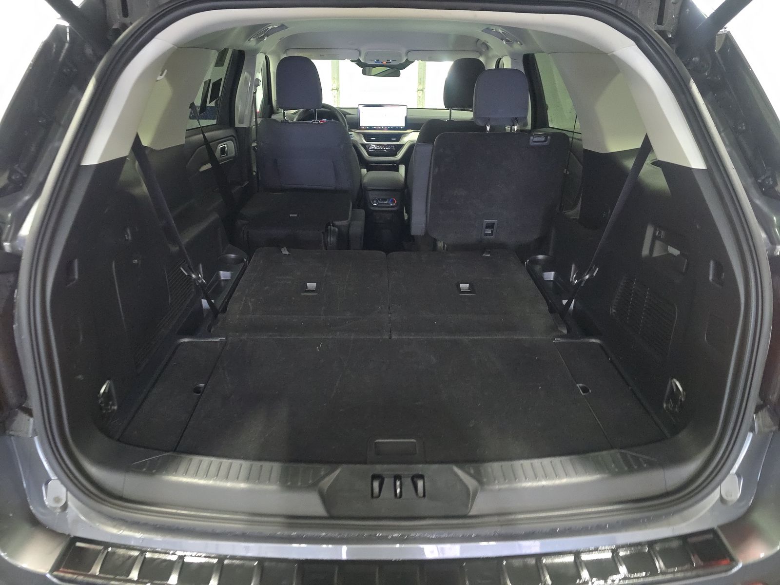 2025 Ford Explorer Active AWD