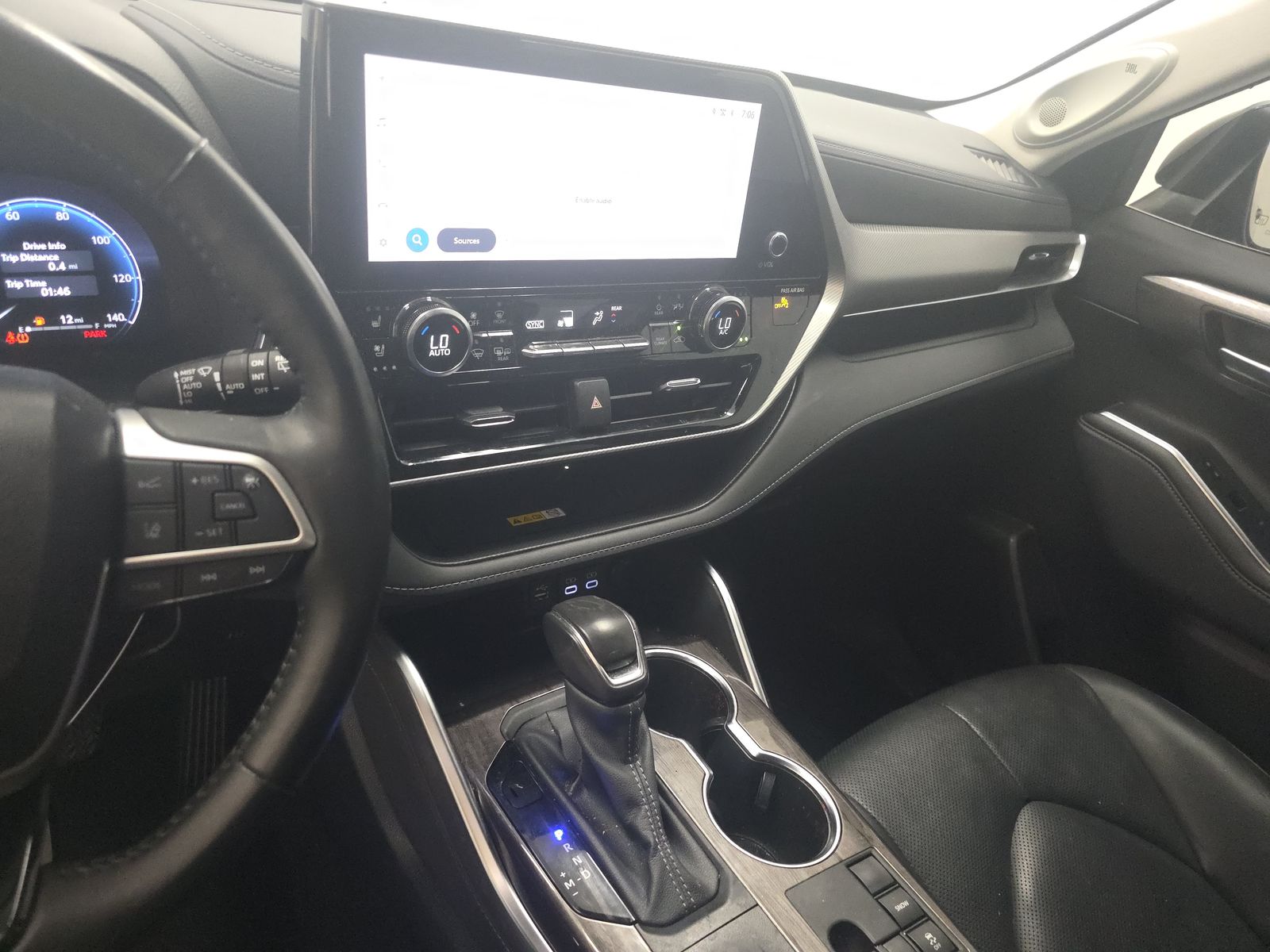 2024 Toyota Highlander Platinum FWD