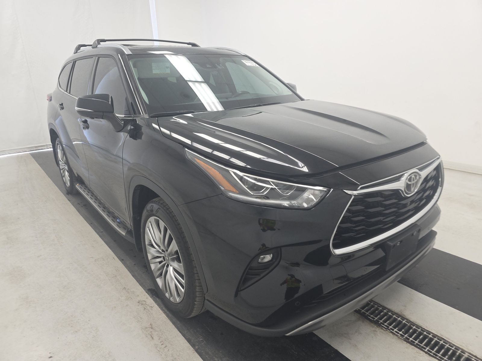2024 Toyota Highlander Platinum FWD