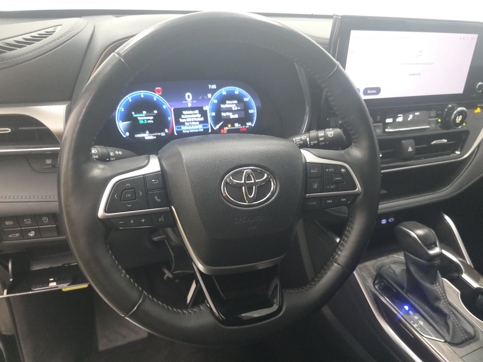 2024 Toyota Highlander Platinum FWD