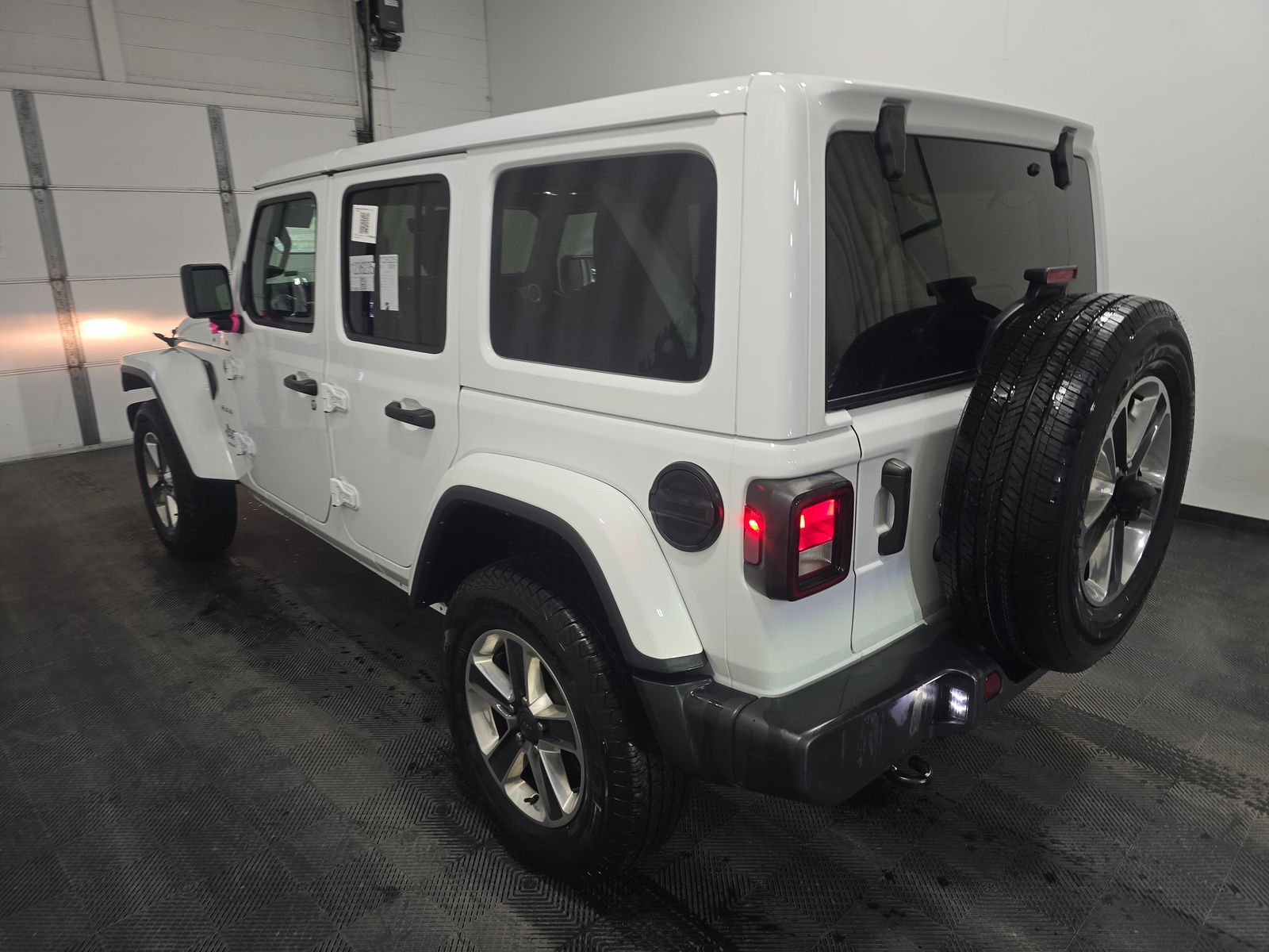2023 Jeep Wrangler Sahara AWD