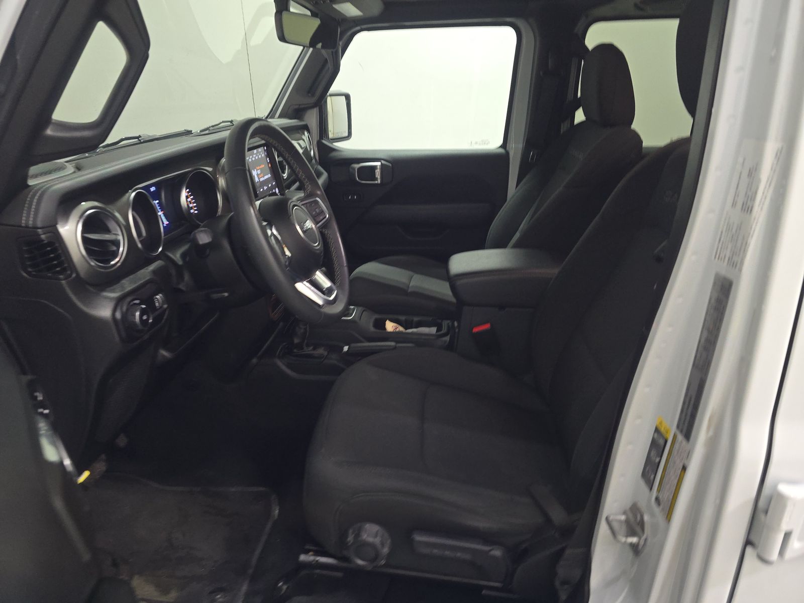 2023 Jeep Wrangler Sahara AWD