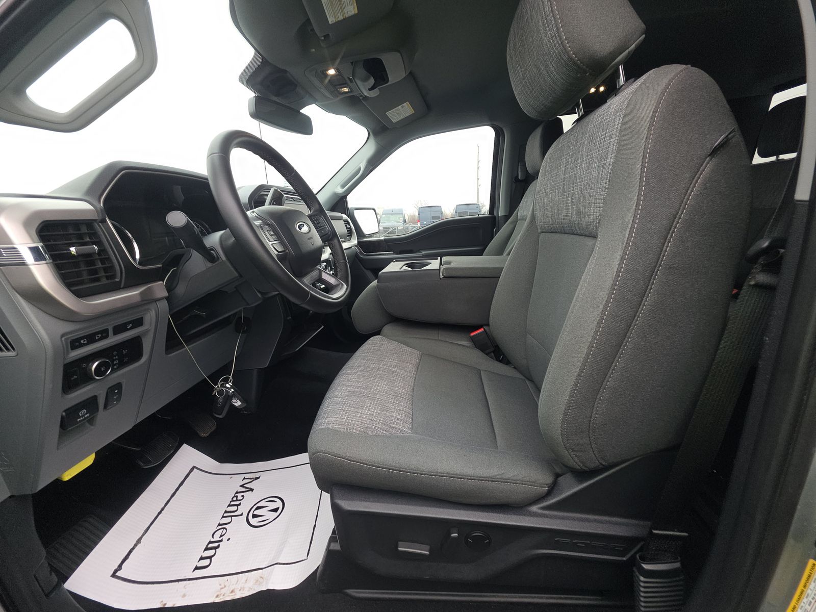 2023 Ford F-150 XLT AWD