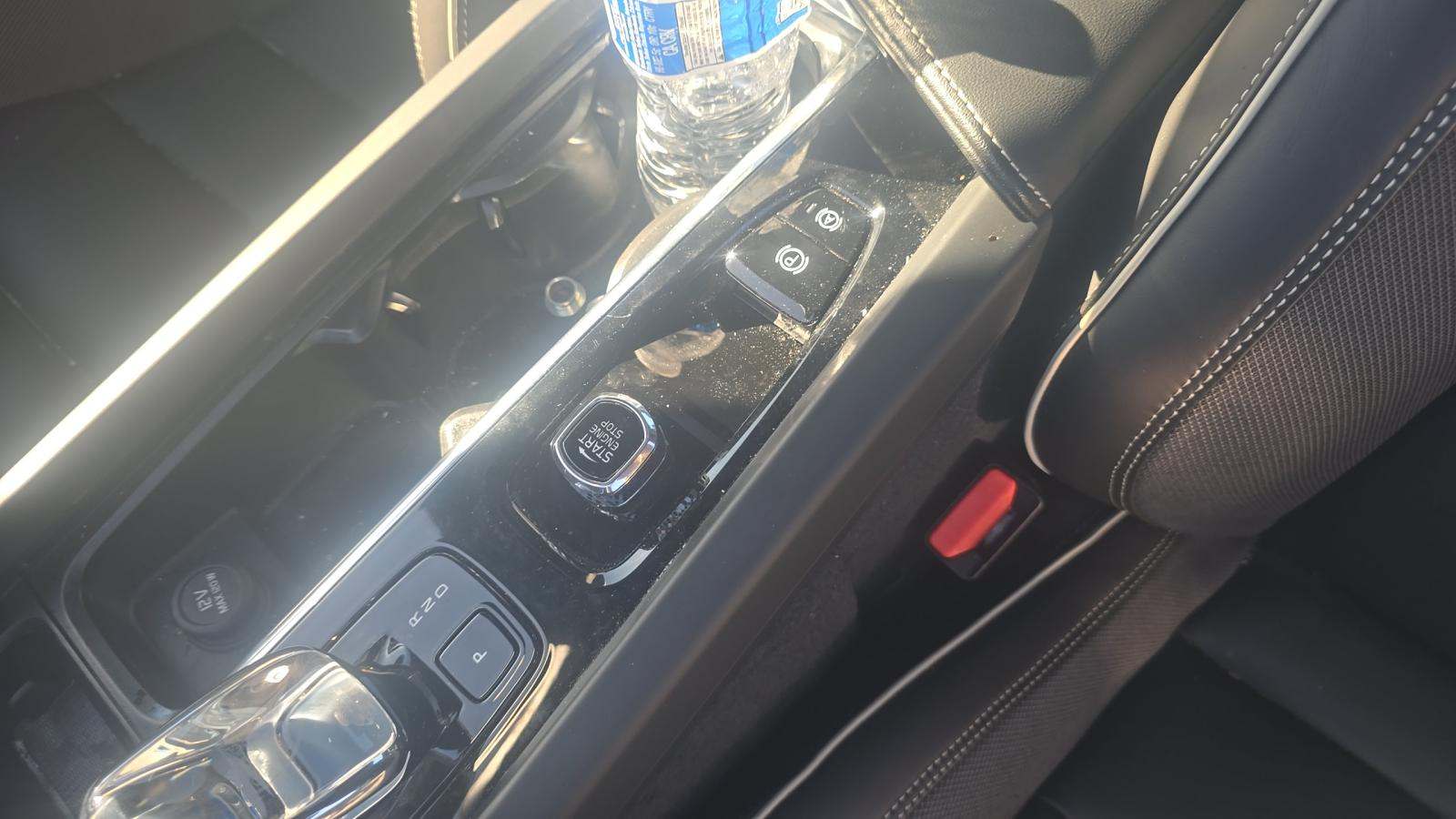 2024 Volvo S60 B5 Plus FWD