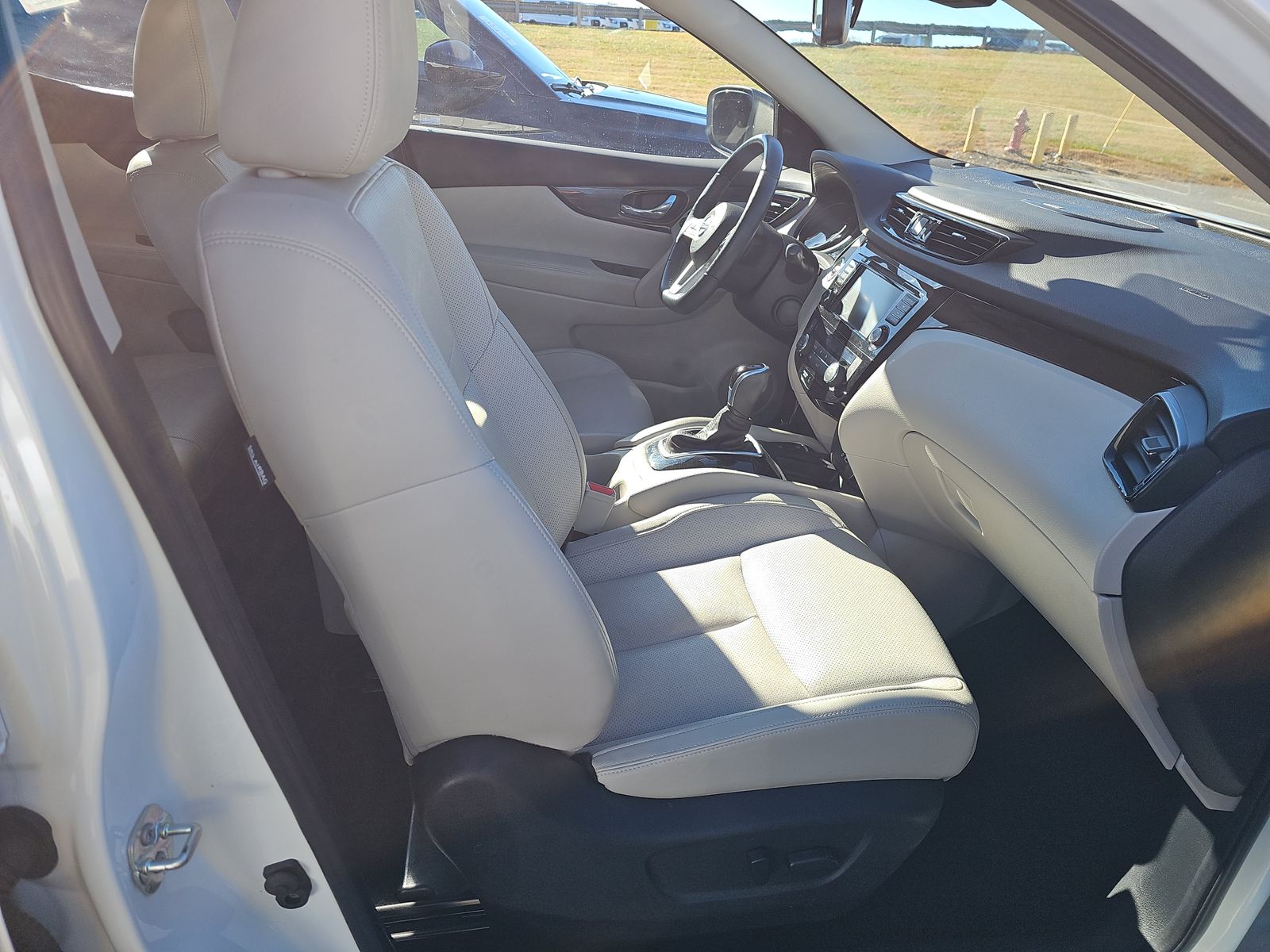 2022 Nissan Rogue Sport SL AWD