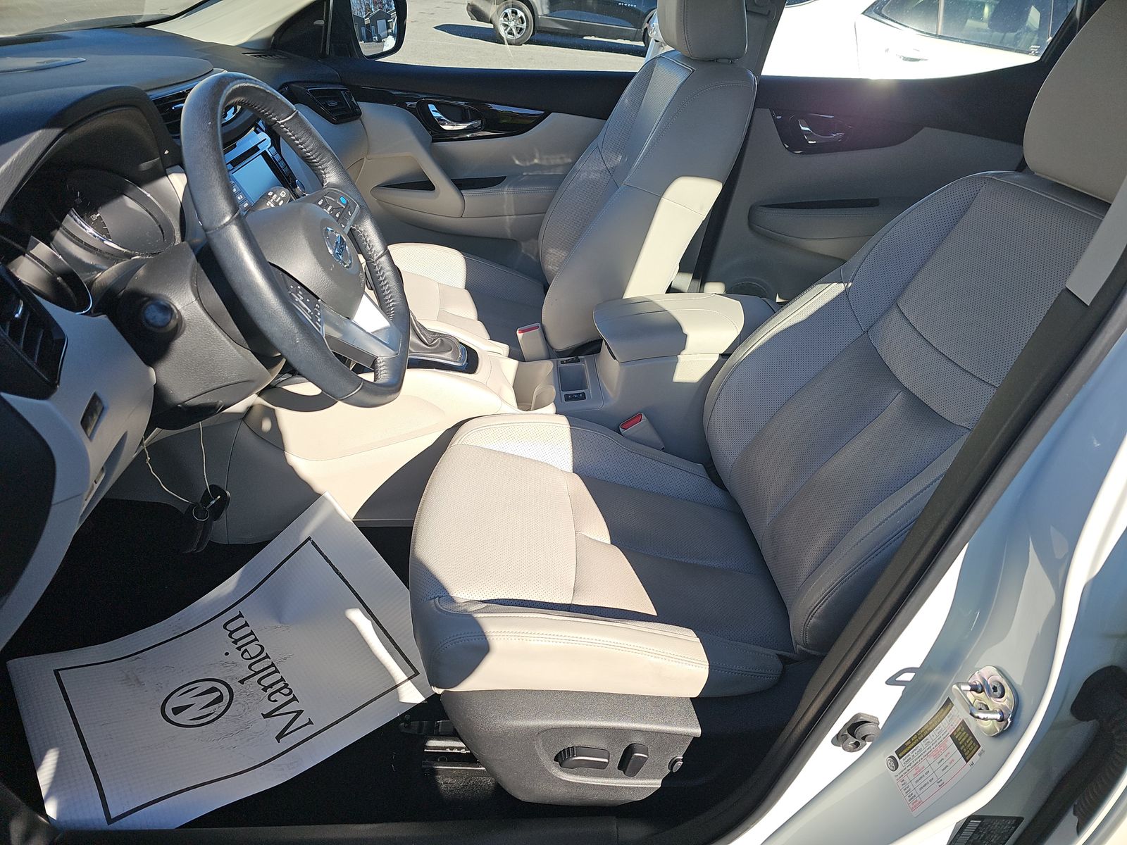 2022 Nissan Rogue Sport SL AWD