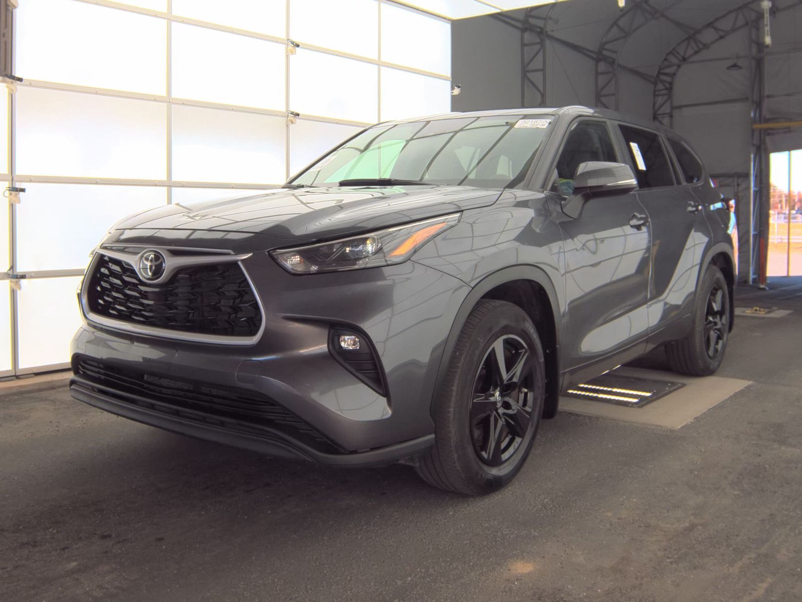 2024 Toyota Highlander LE AWD