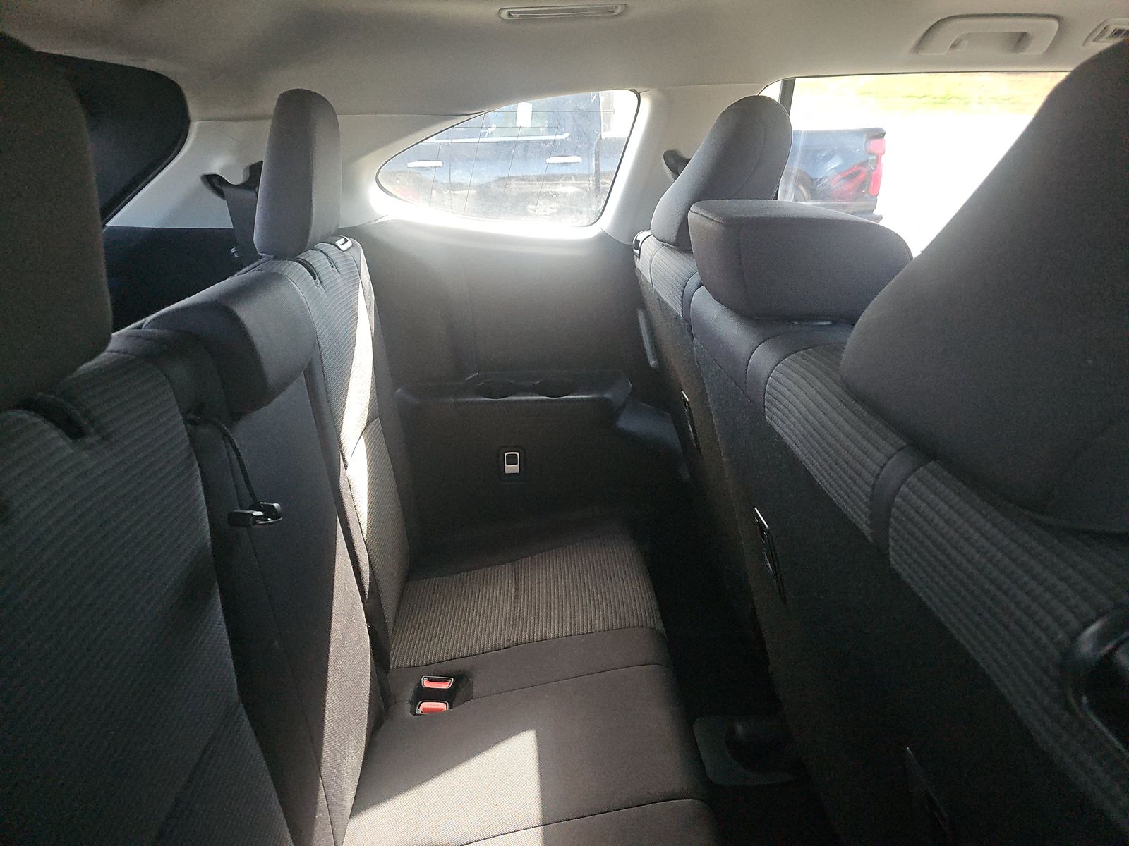 2024 Toyota Highlander LE AWD