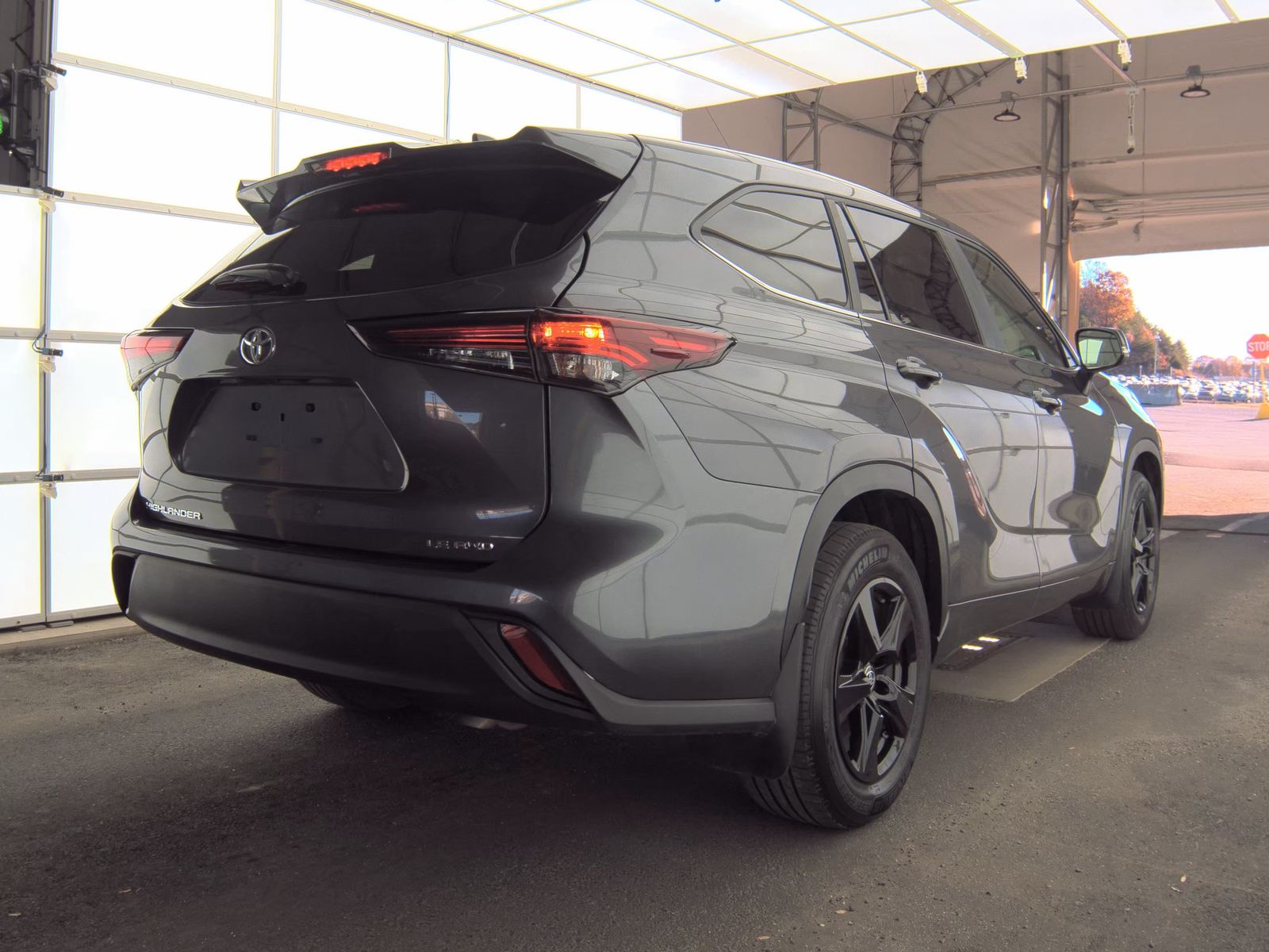 2024 Toyota Highlander LE AWD