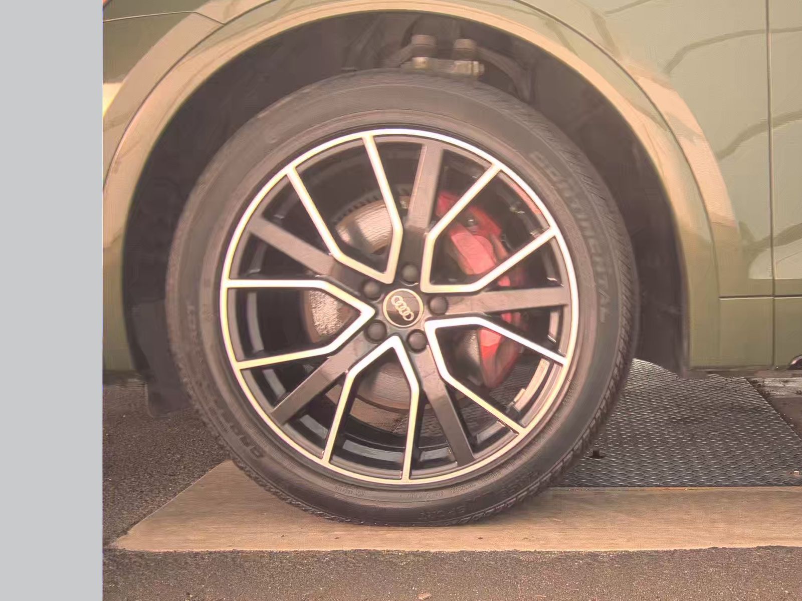 2023 Audi SQ5 Premium Plus AWD