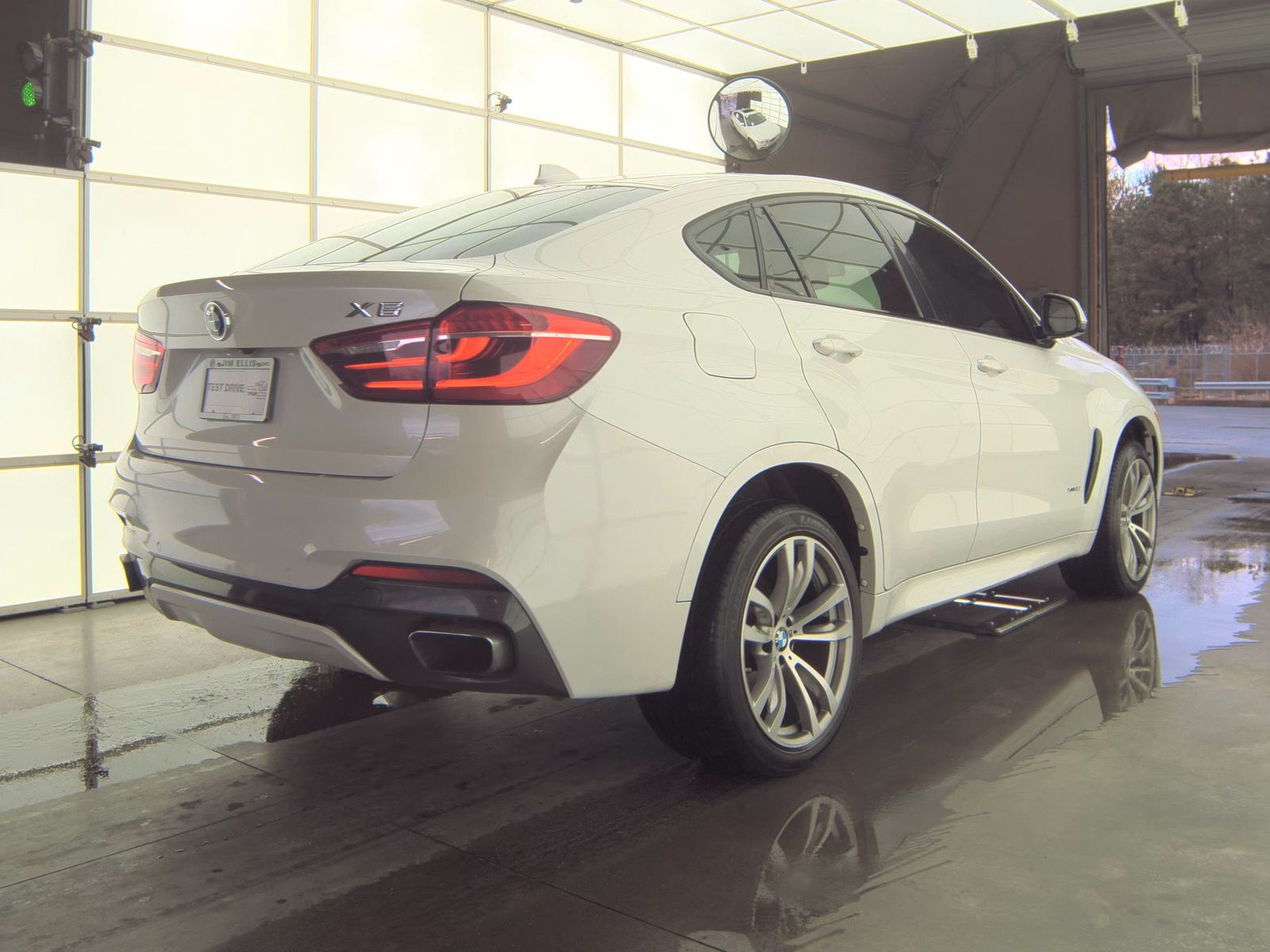 2017 BMW X6 xDrive50i AWD